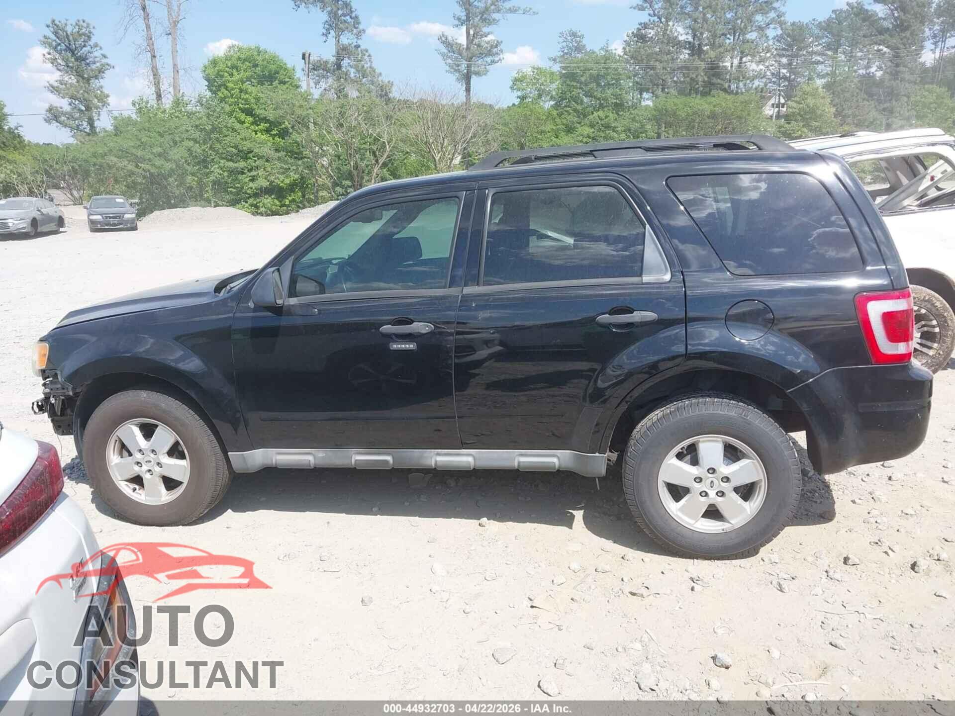 FORD ESCAPE 2010 - 1FMCU0DG8AKA32205