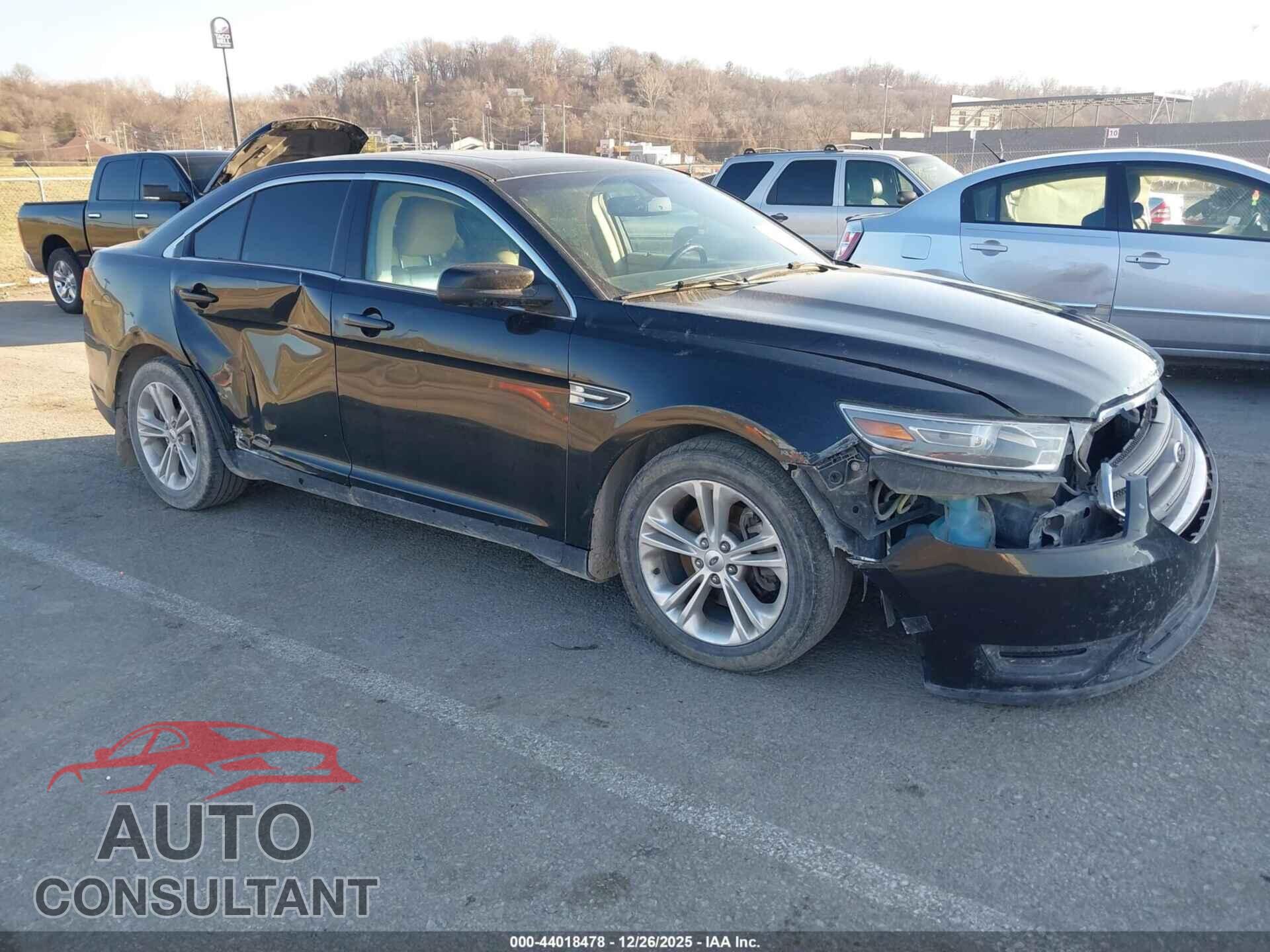 FORD TAURUS 2013 - 1FAHP2H81DG116413