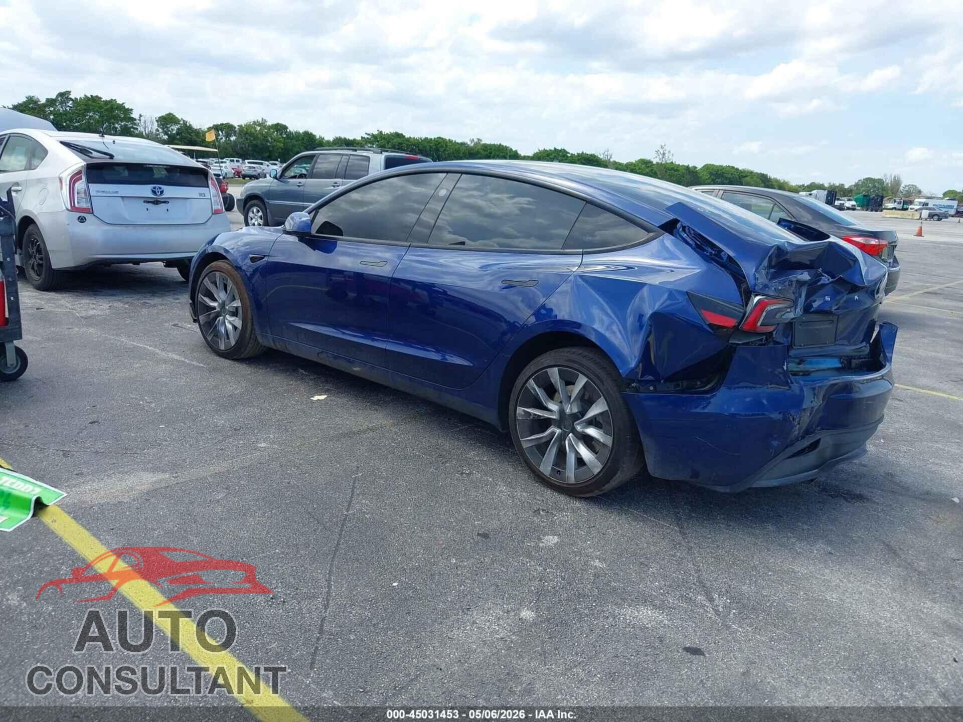 TESLA MODEL 3 2025 - 5YJ3E1EA3SF934308