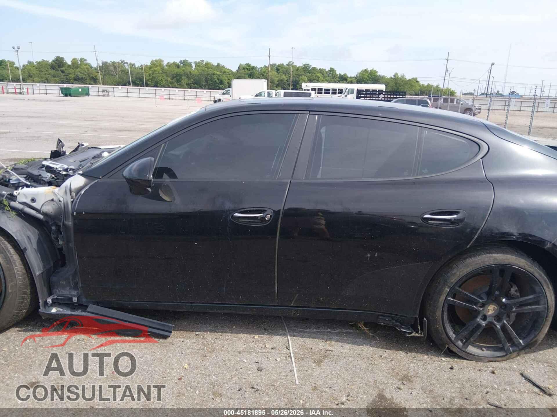 PORSCHE PANAMERA 2012 - WP0AA2A70CL070044
