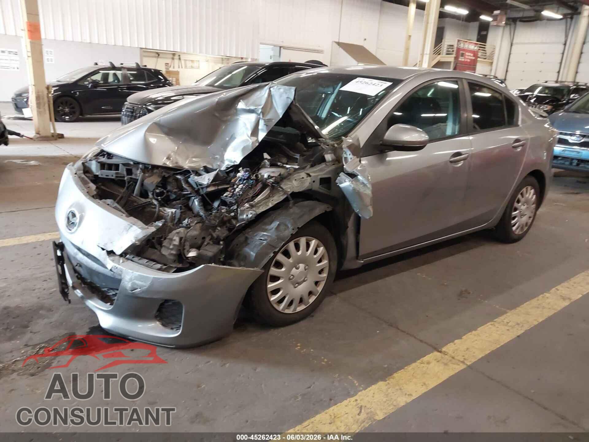 MAZDA MAZDA3 2013 - JM1BL1U82D1701774
