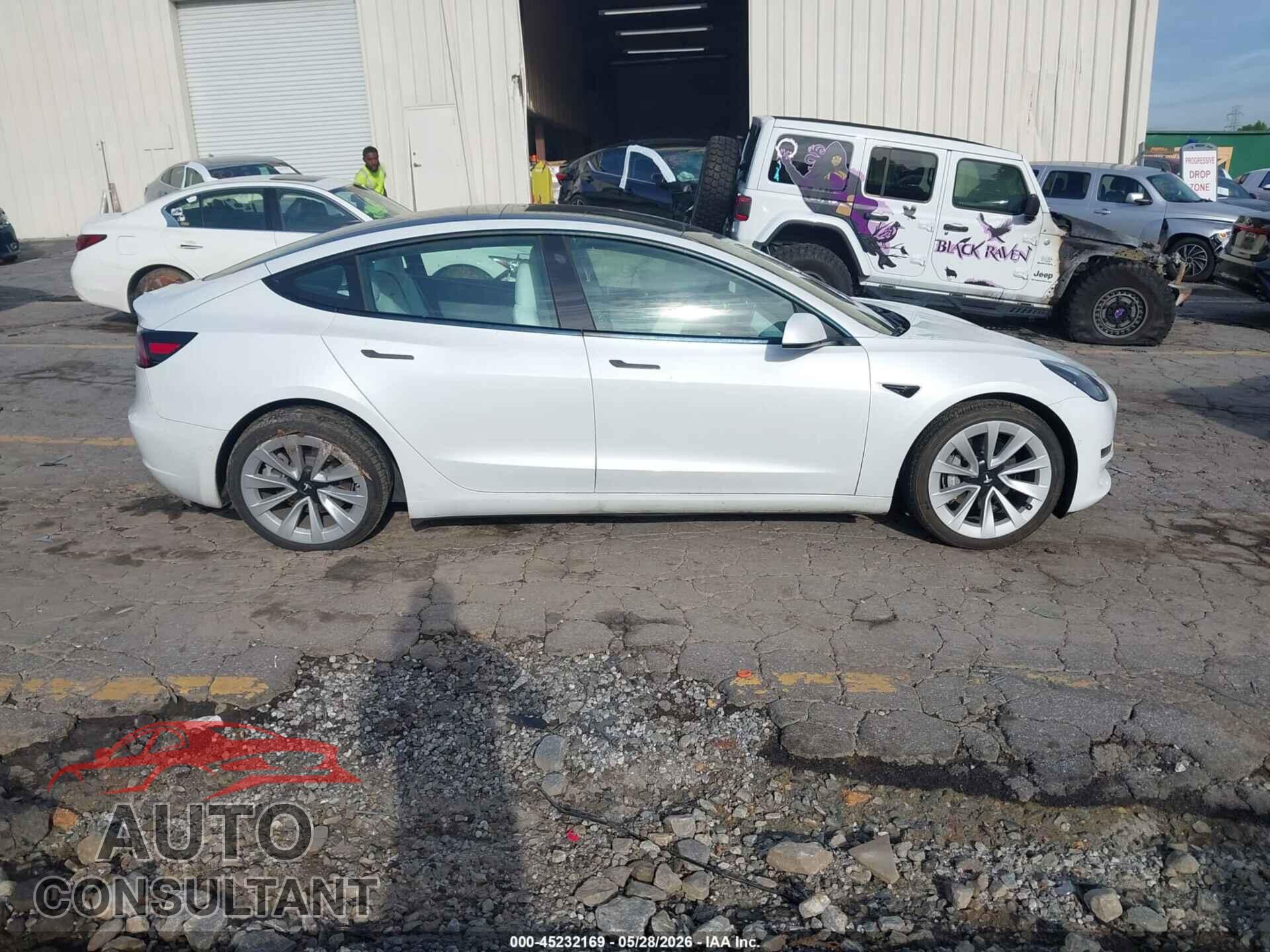 TESLA MODEL 3 2021 - 5YJ3E1EB2MF903417