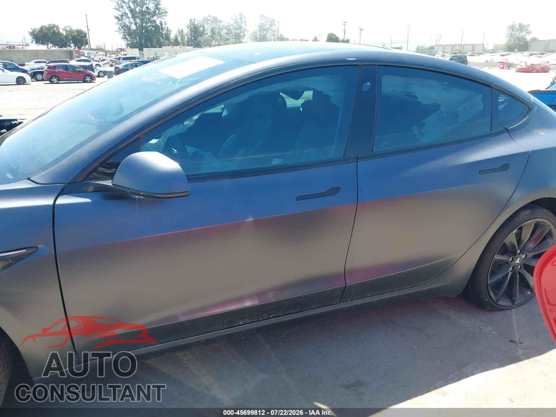 TESLA MODEL 3 2018 - 5YJ3E1EA7JF025700