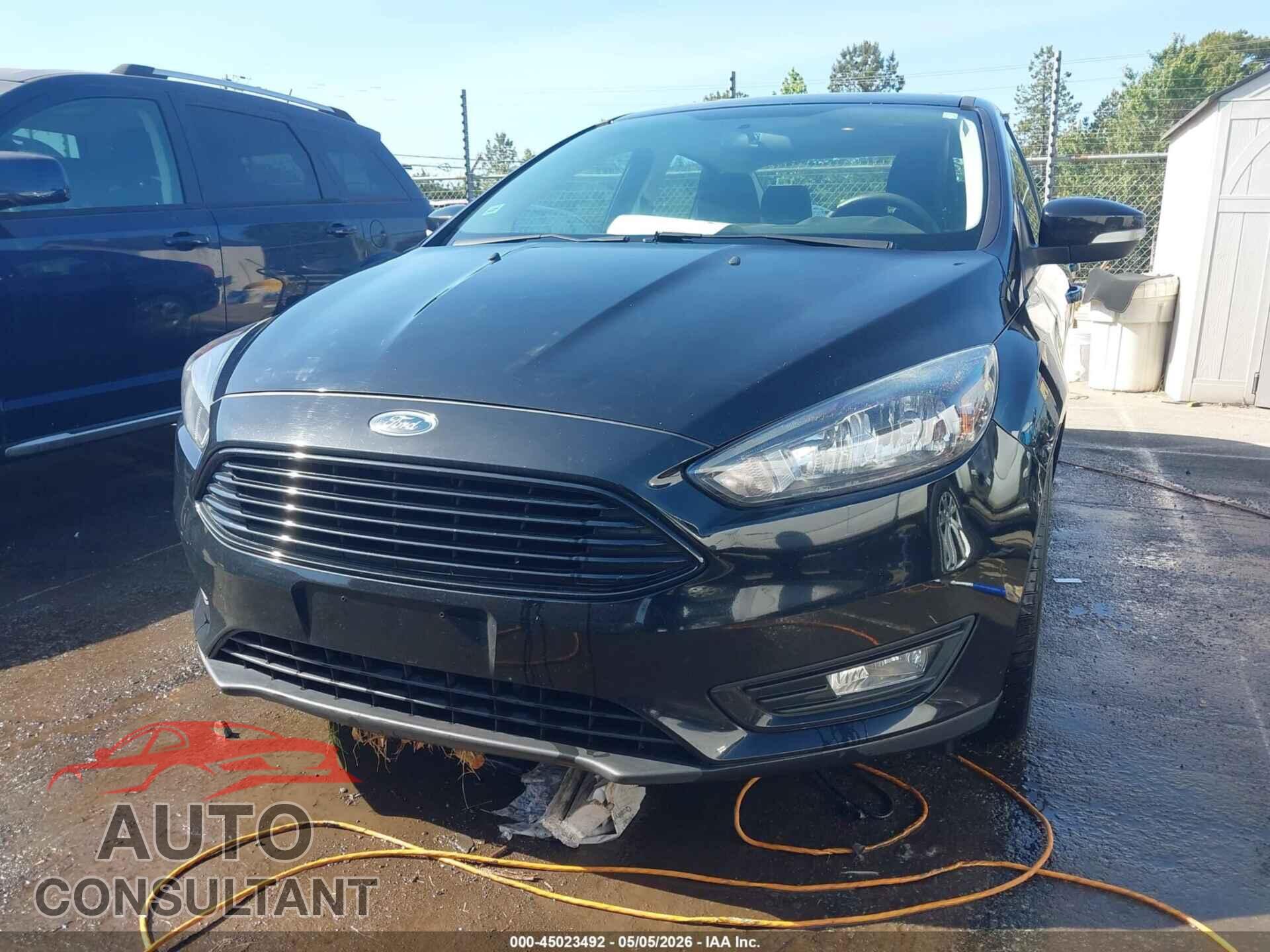 FORD FOCUS 2017 - 1FADP3FE4HL335196