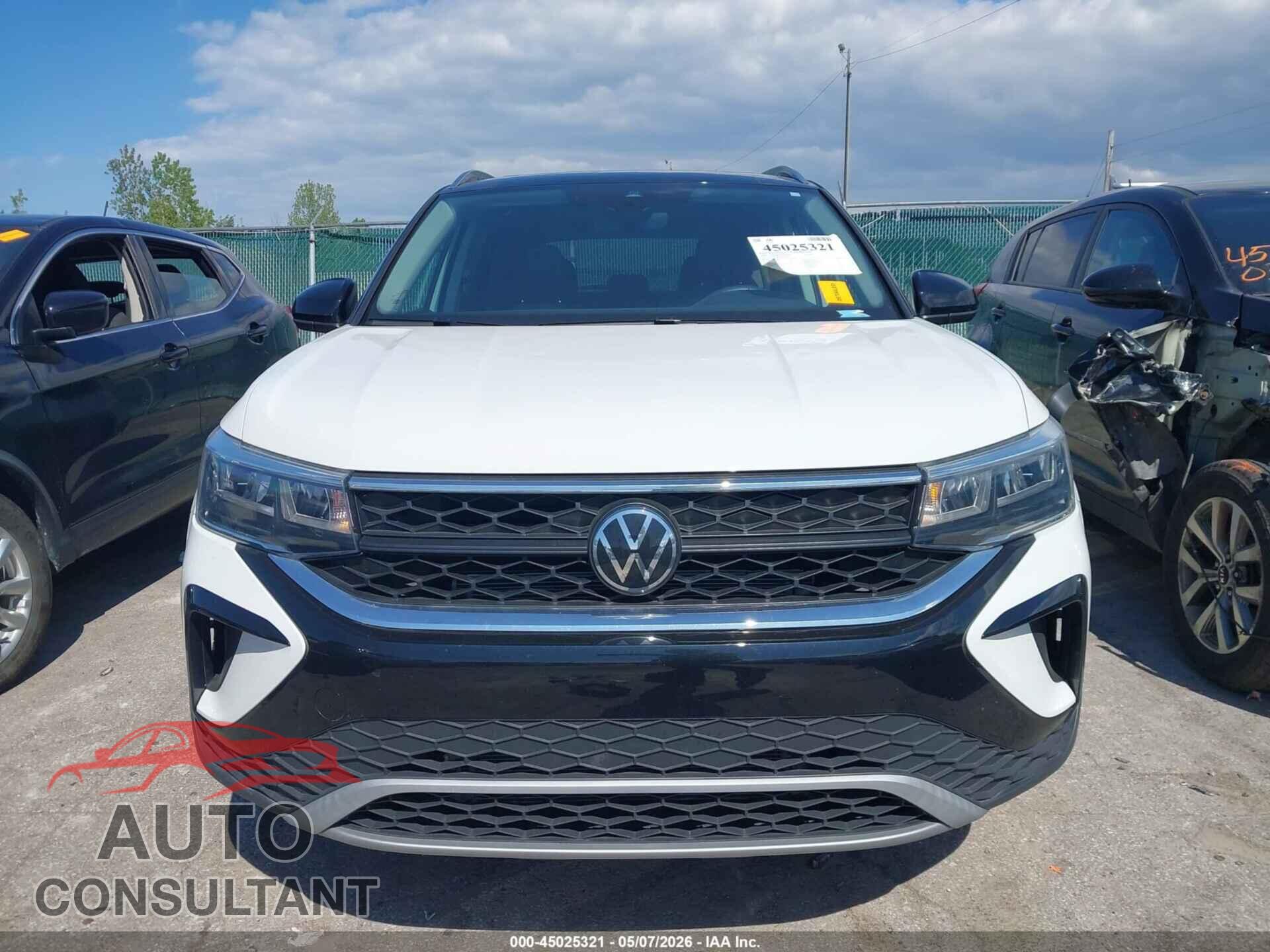 VOLKSWAGEN TAOS 2024 - 3VVVX7B24RM065647