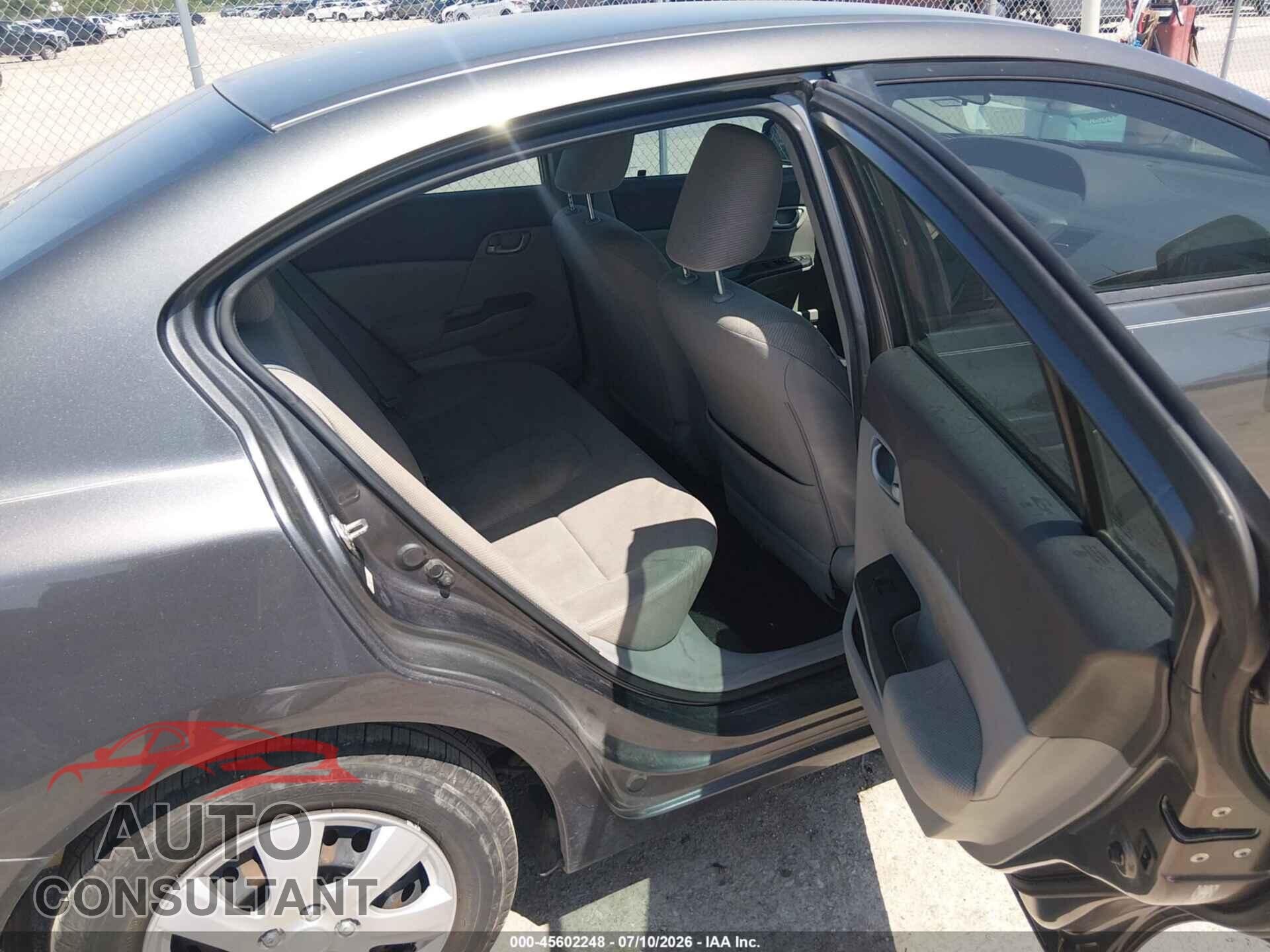 HONDA CIVIC 2012 - 2HGFB2F55CH600596