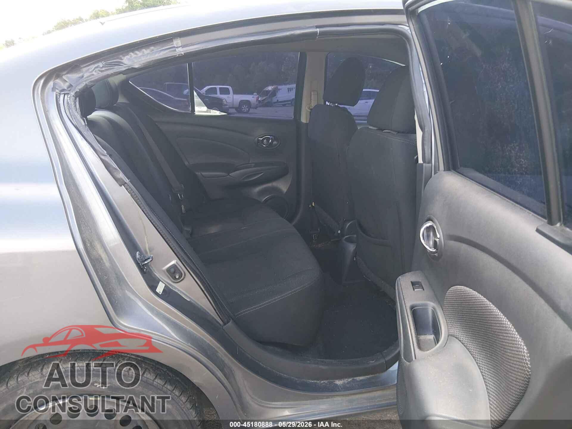 NISSAN VERSA 2019 - 3N1CN7AP3KL862723