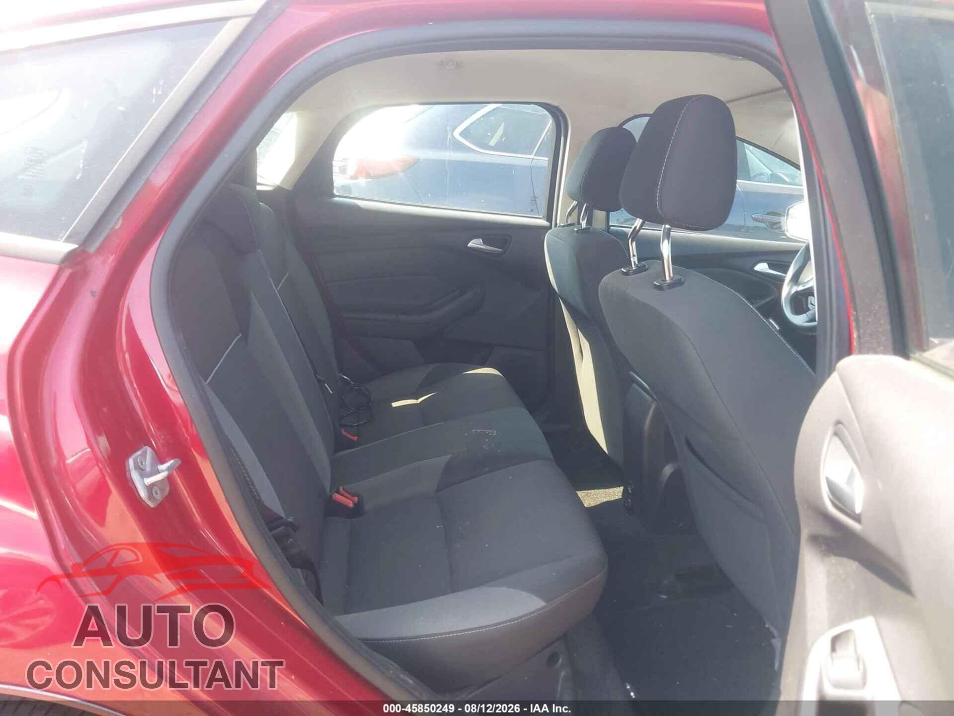 FORD FOCUS 2012 - 1FAHP3K28CL264736