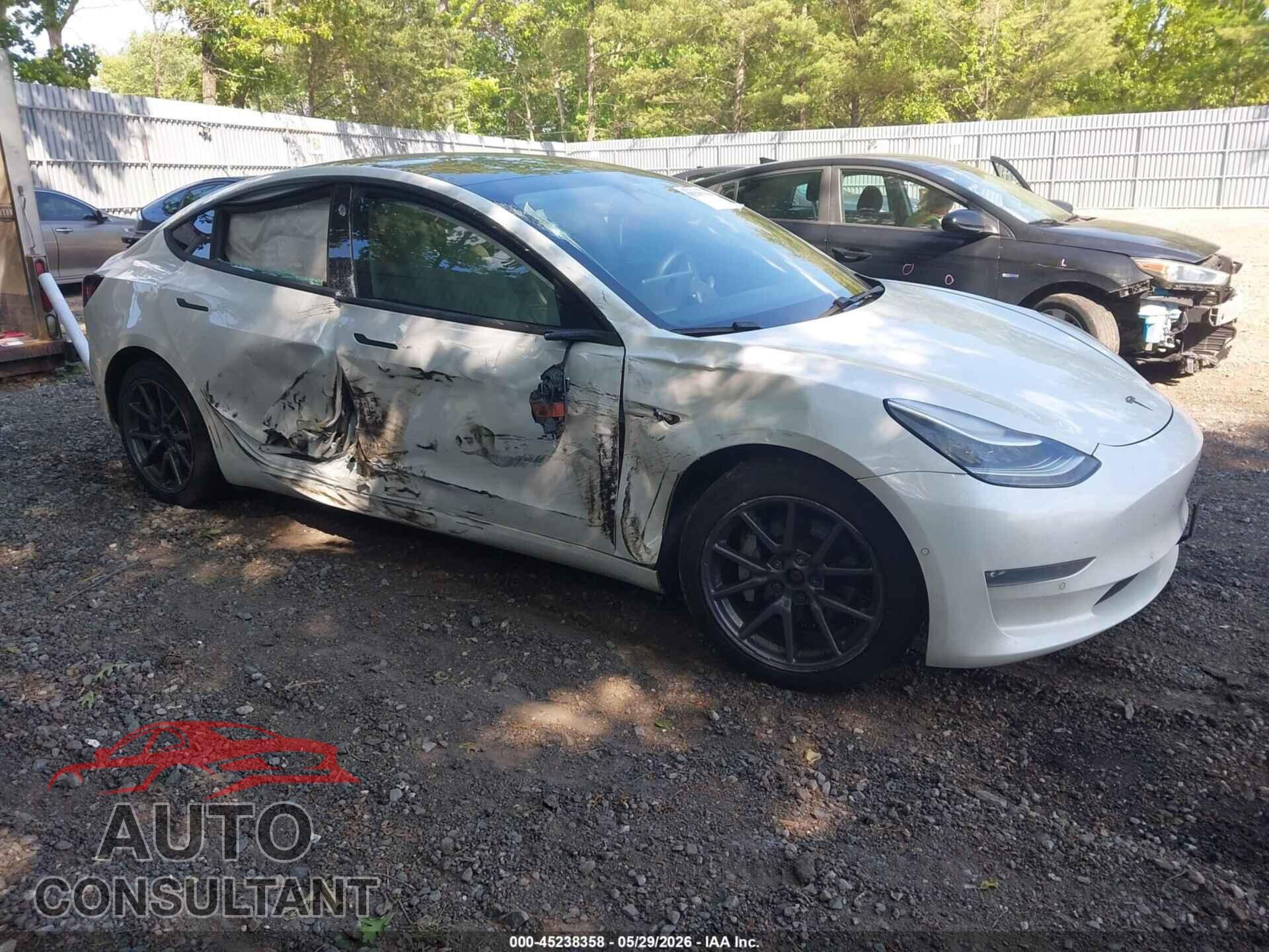 TESLA MODEL 3 2020 - 5YJ3E1EB3LF665401