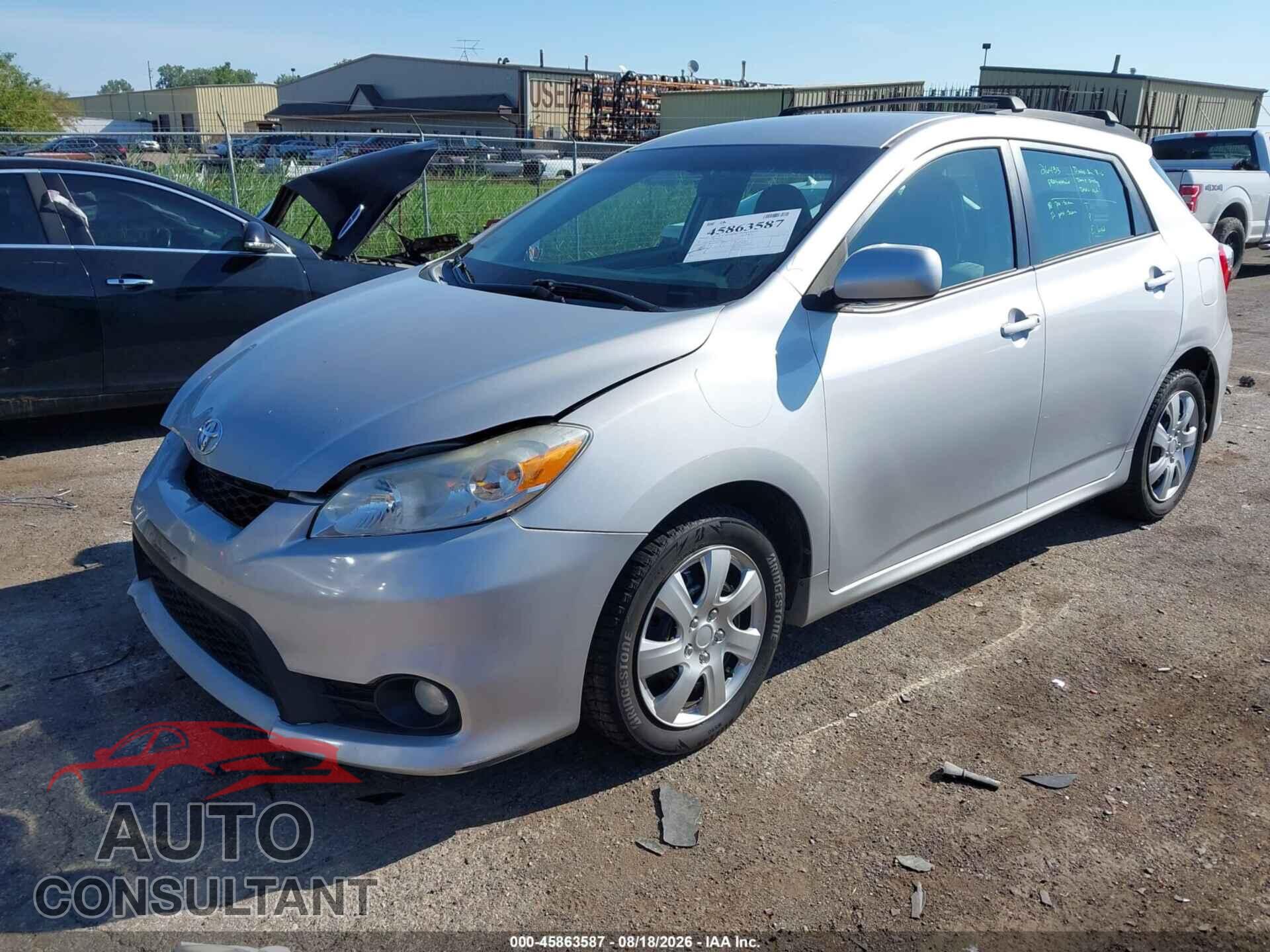 TOYOTA MATRIX 2011 - 2T1KU4EE3BC710544