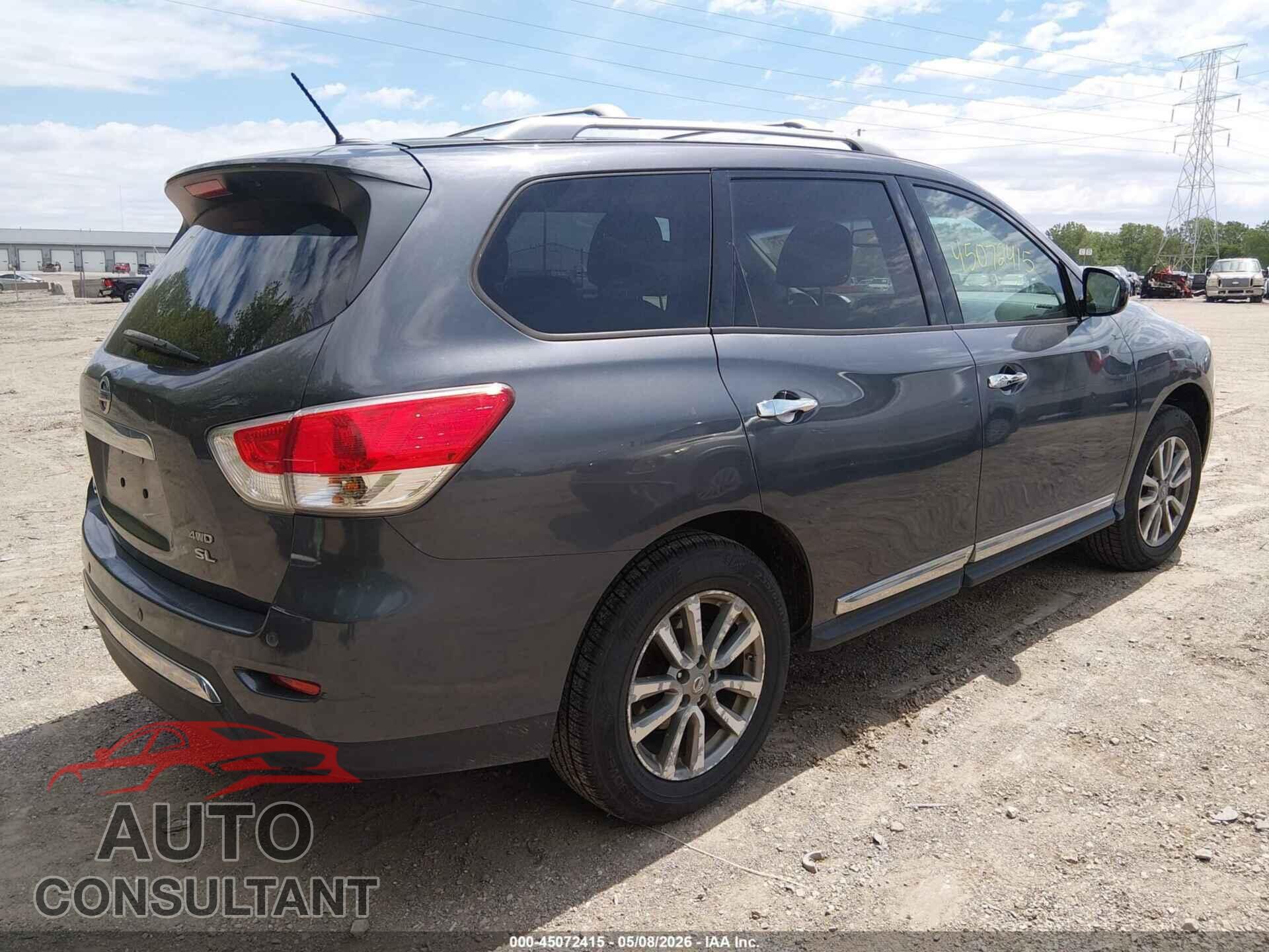 NISSAN PATHFINDER 2013 - 5N1AR2MM3DC614673