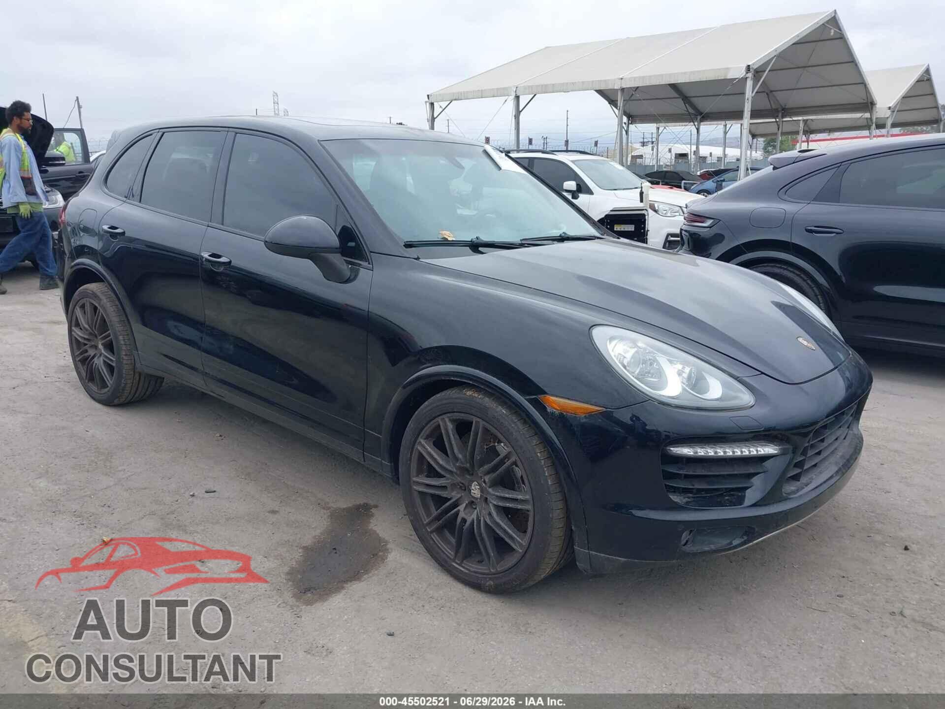 PORSCHE CAYENNE 2012 - WP1AC2A25CLA84471