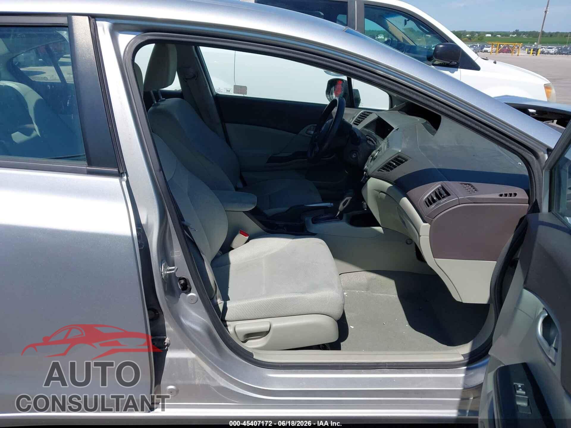 HONDA CIVIC 2012 - 2HGFB2F55CH323481