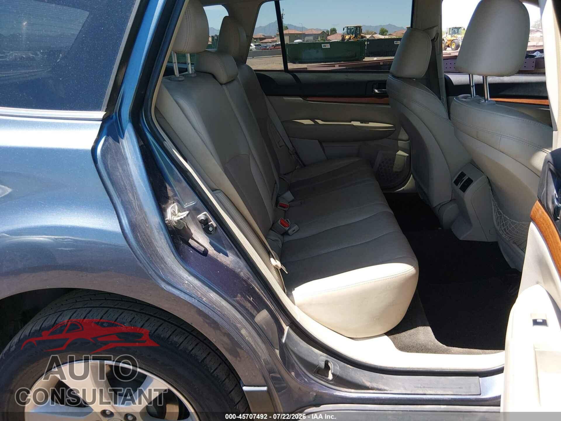 SUBARU OUTBACK 2013 - 4S4BRDPC7D2316359