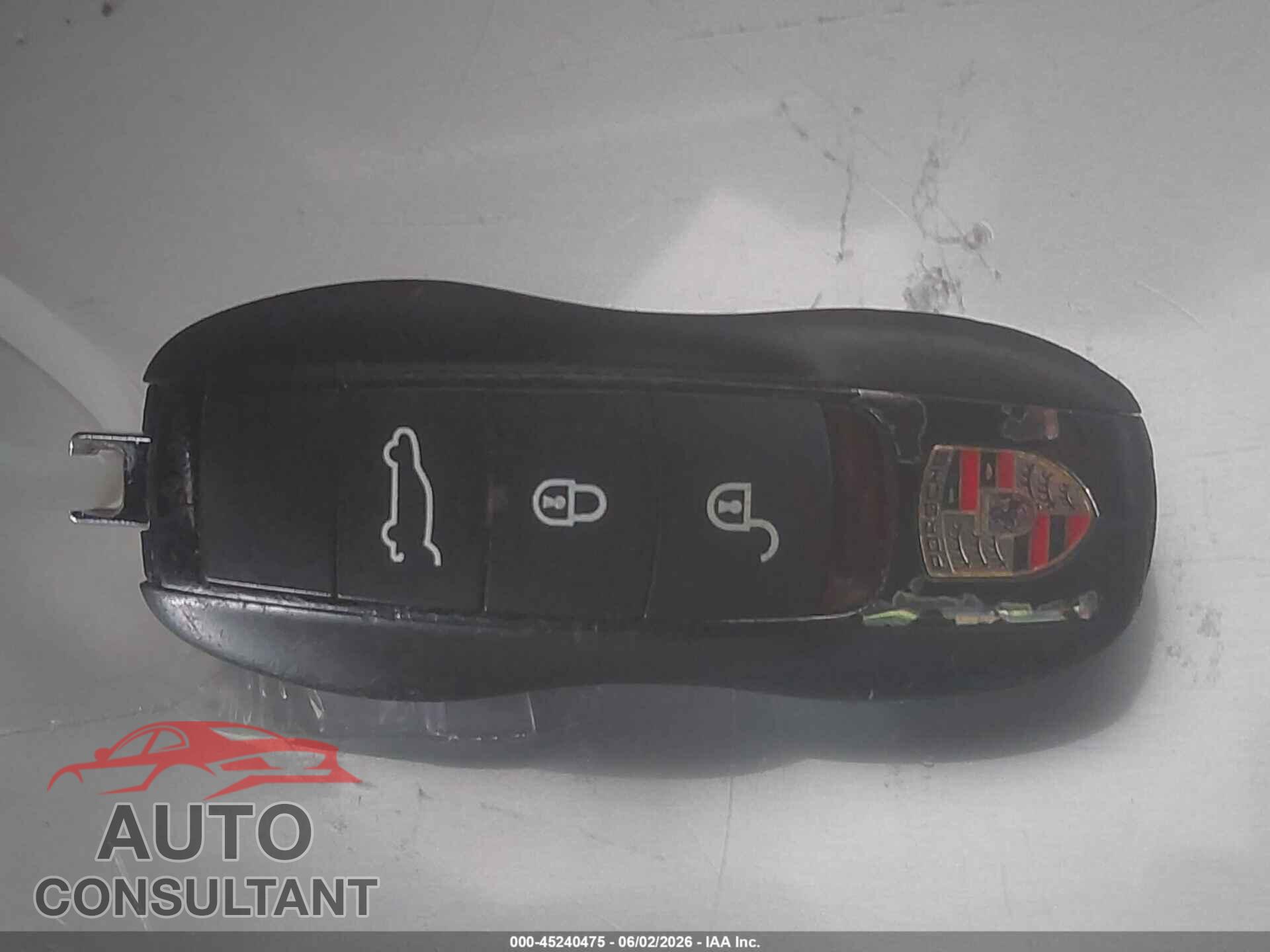 PORSCHE CAYENNE 2018 - WP1AA2A27JKA01096