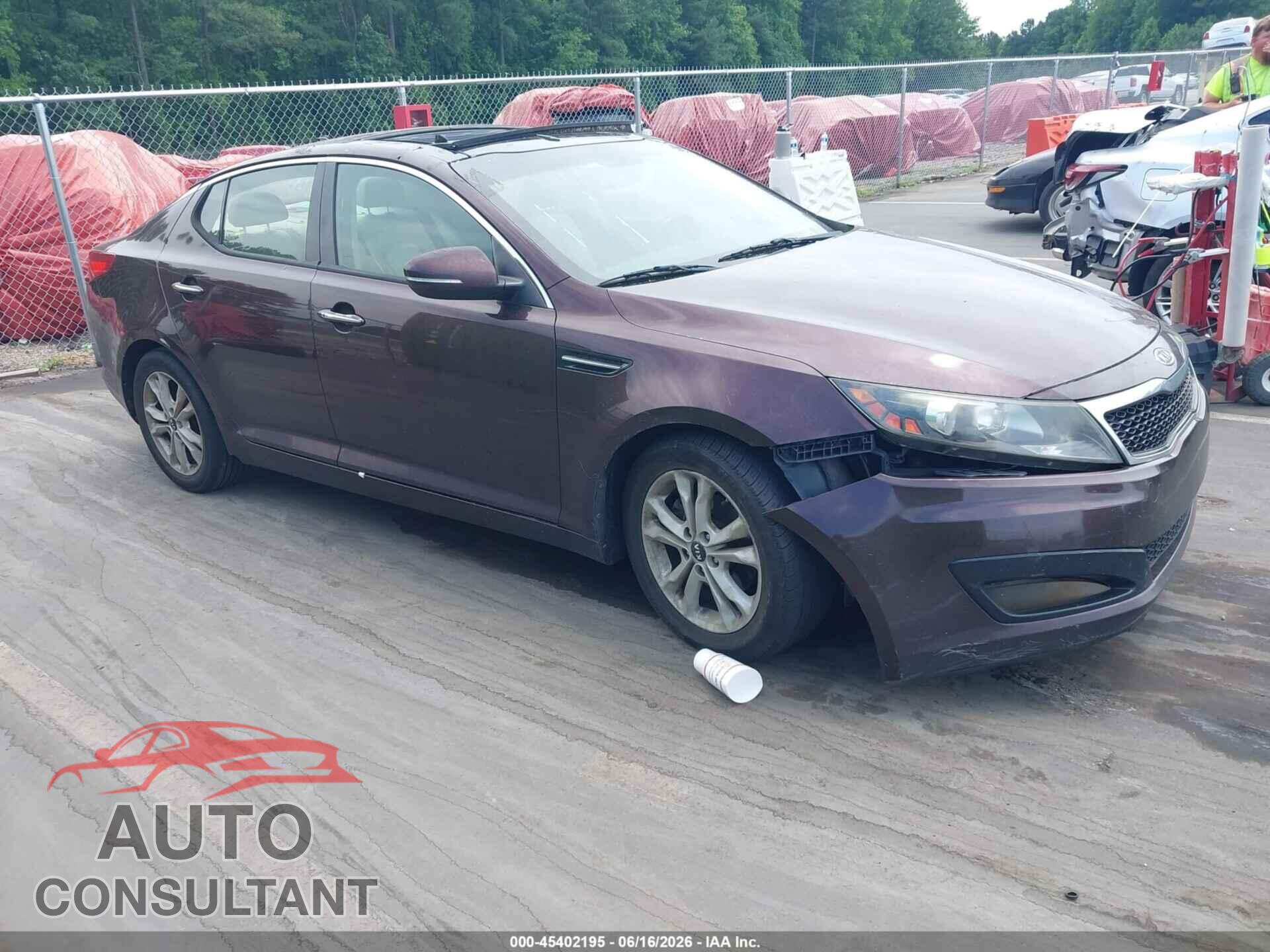 KIA OPTIMA 2011 - KNAGN4A77B5086512