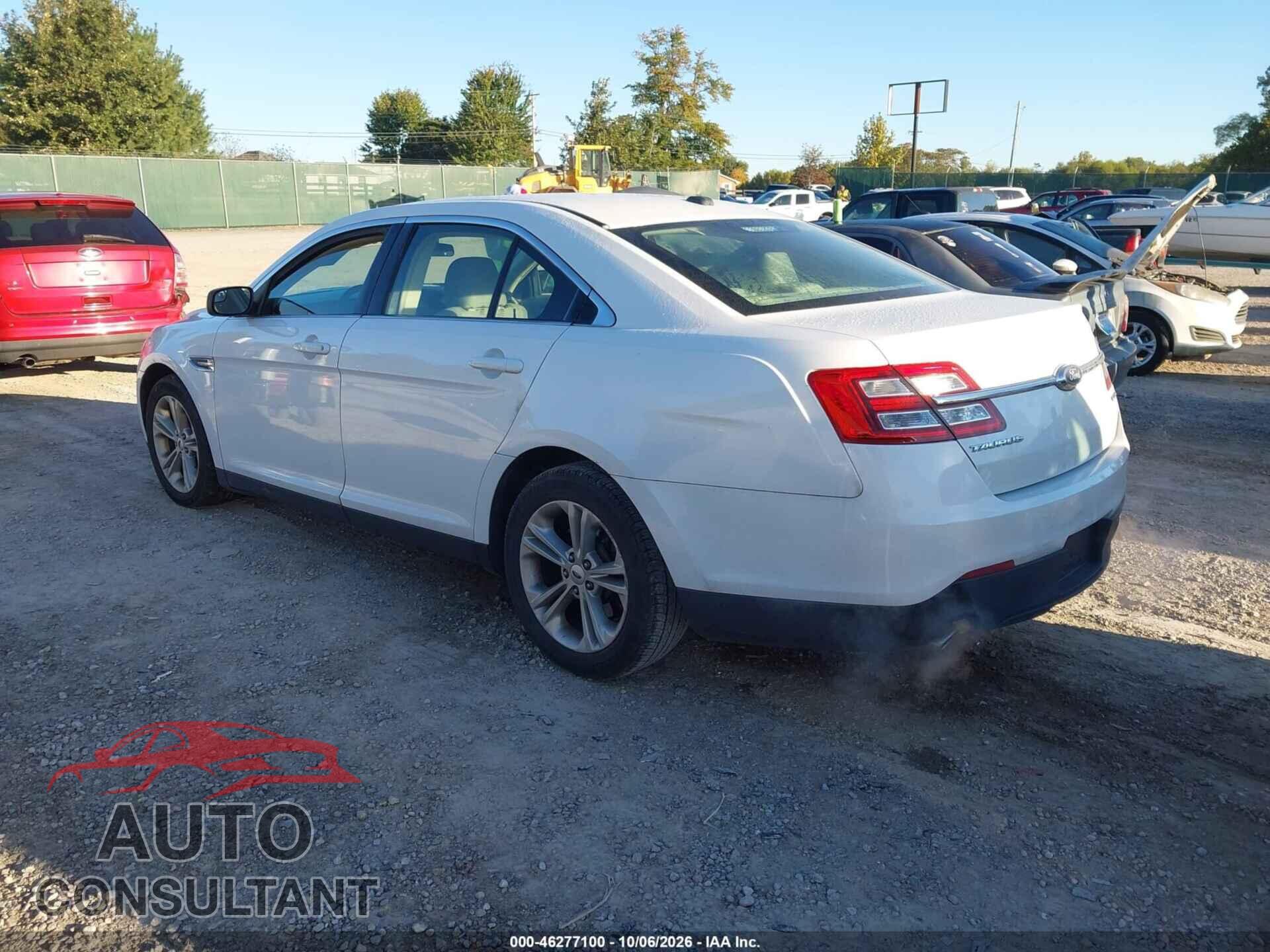 FORD TAURUS 2017 - 1FAHP2D88HG118140