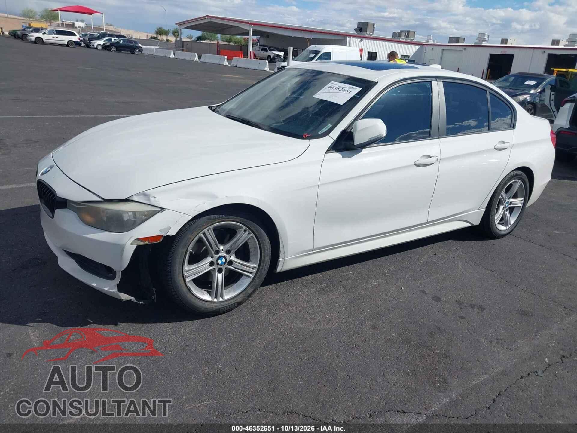 BMW 328I 2013 - WBA3C1C53DF443468