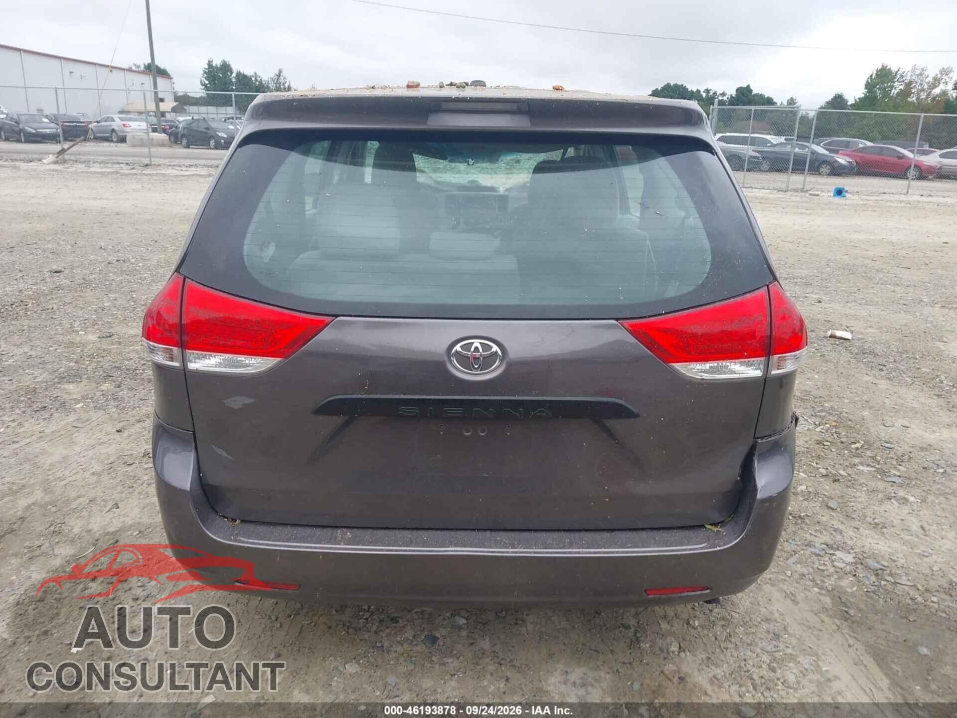 TOYOTA SIENNA 2012 - 5TDZK3DCXCS276128