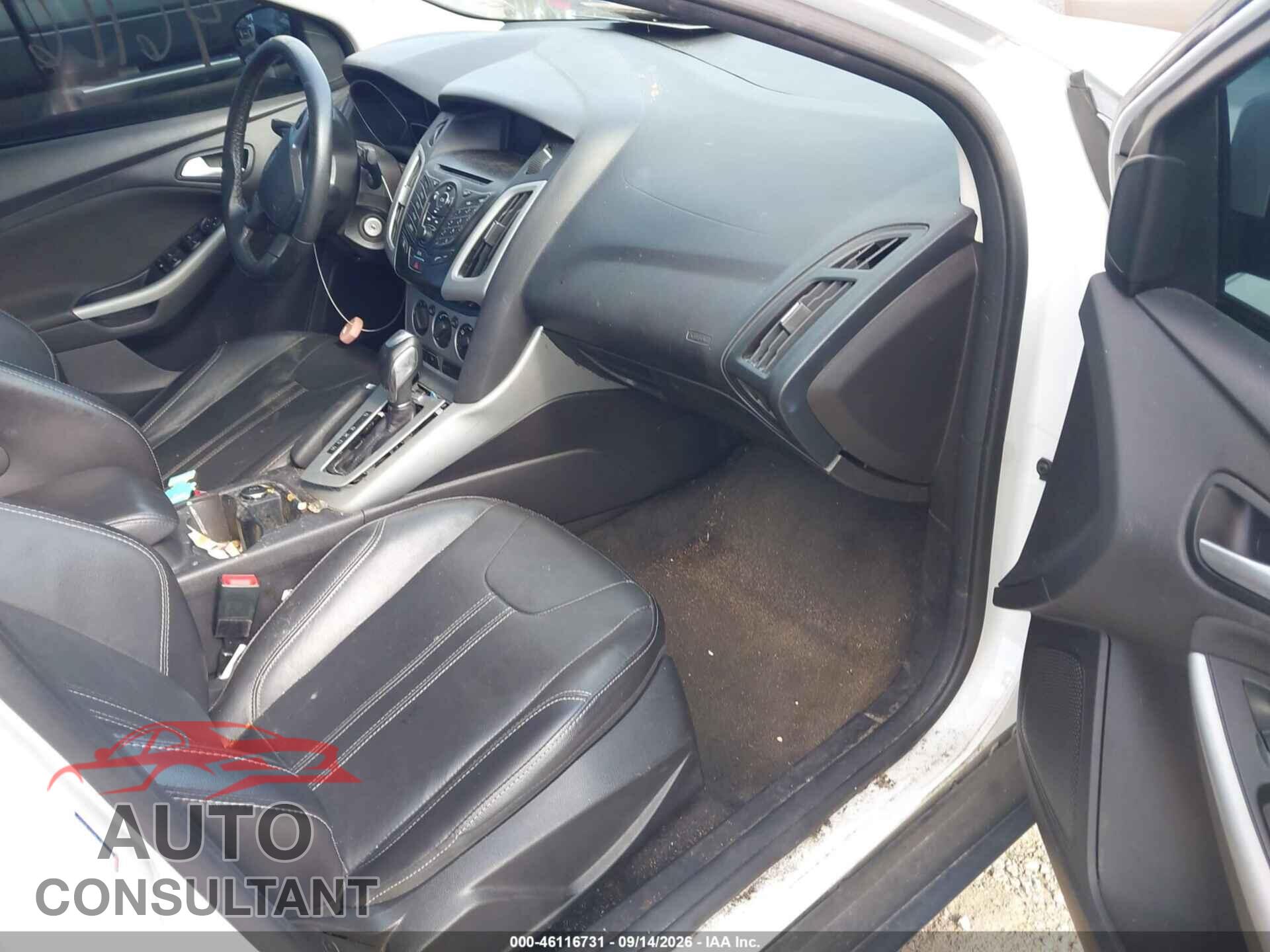 FORD FOCUS 2014 - 1FADP3F26EL330941