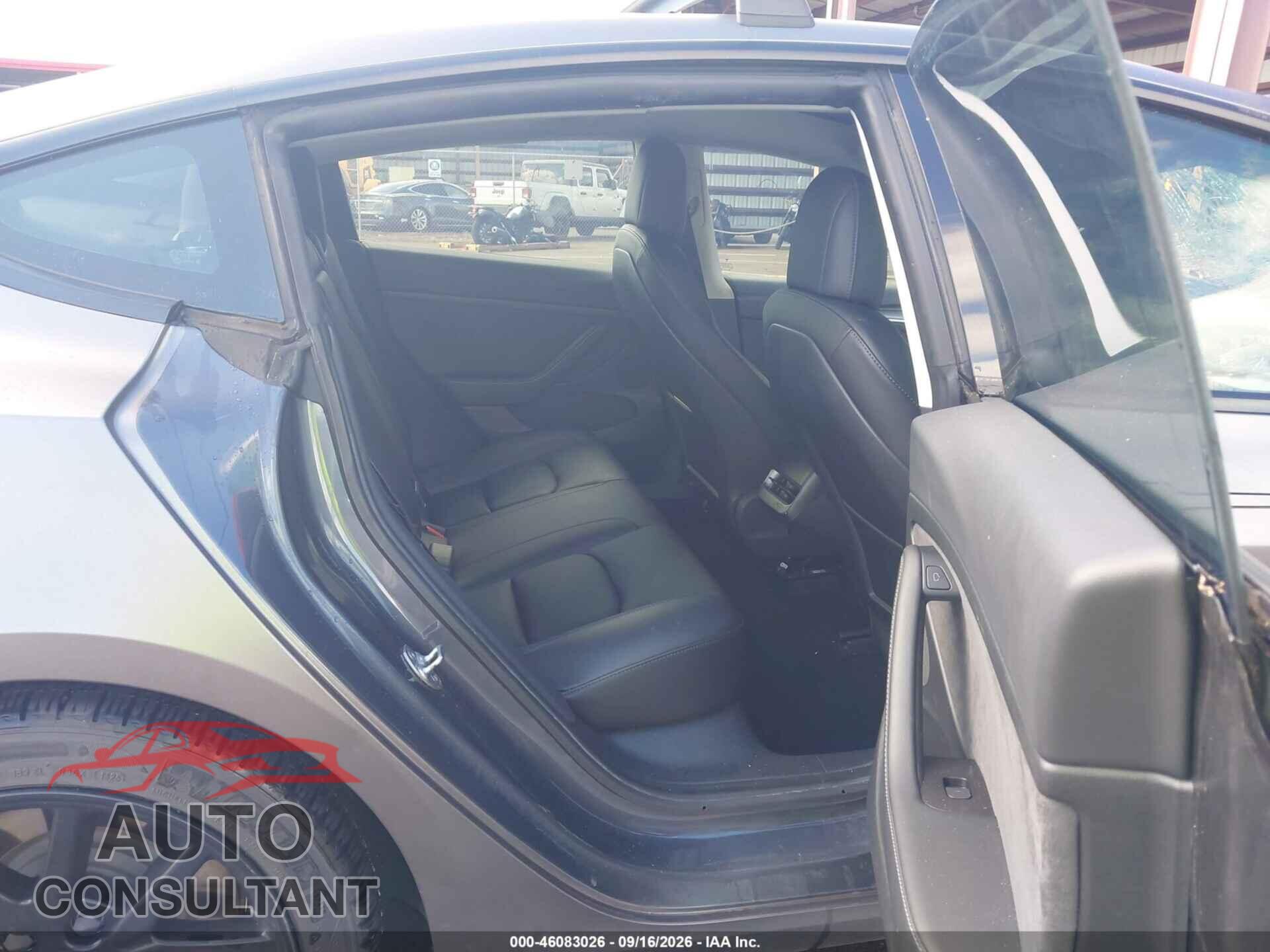 TESLA MODEL 3 2021 - 5YJ3E1EA3MF052221