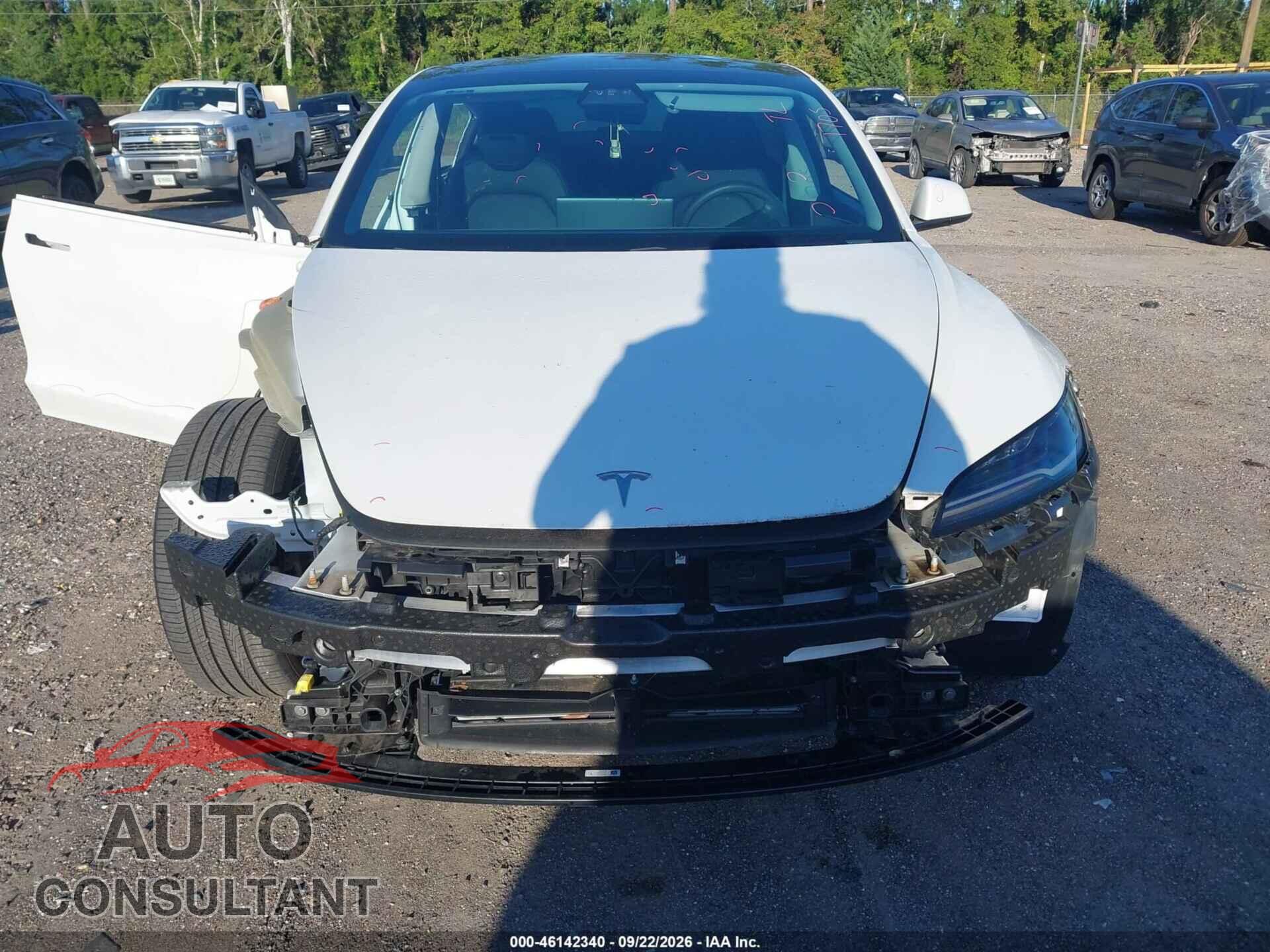 TESLA MODEL 3 2024 - 5YJ3E1EA7RF836859