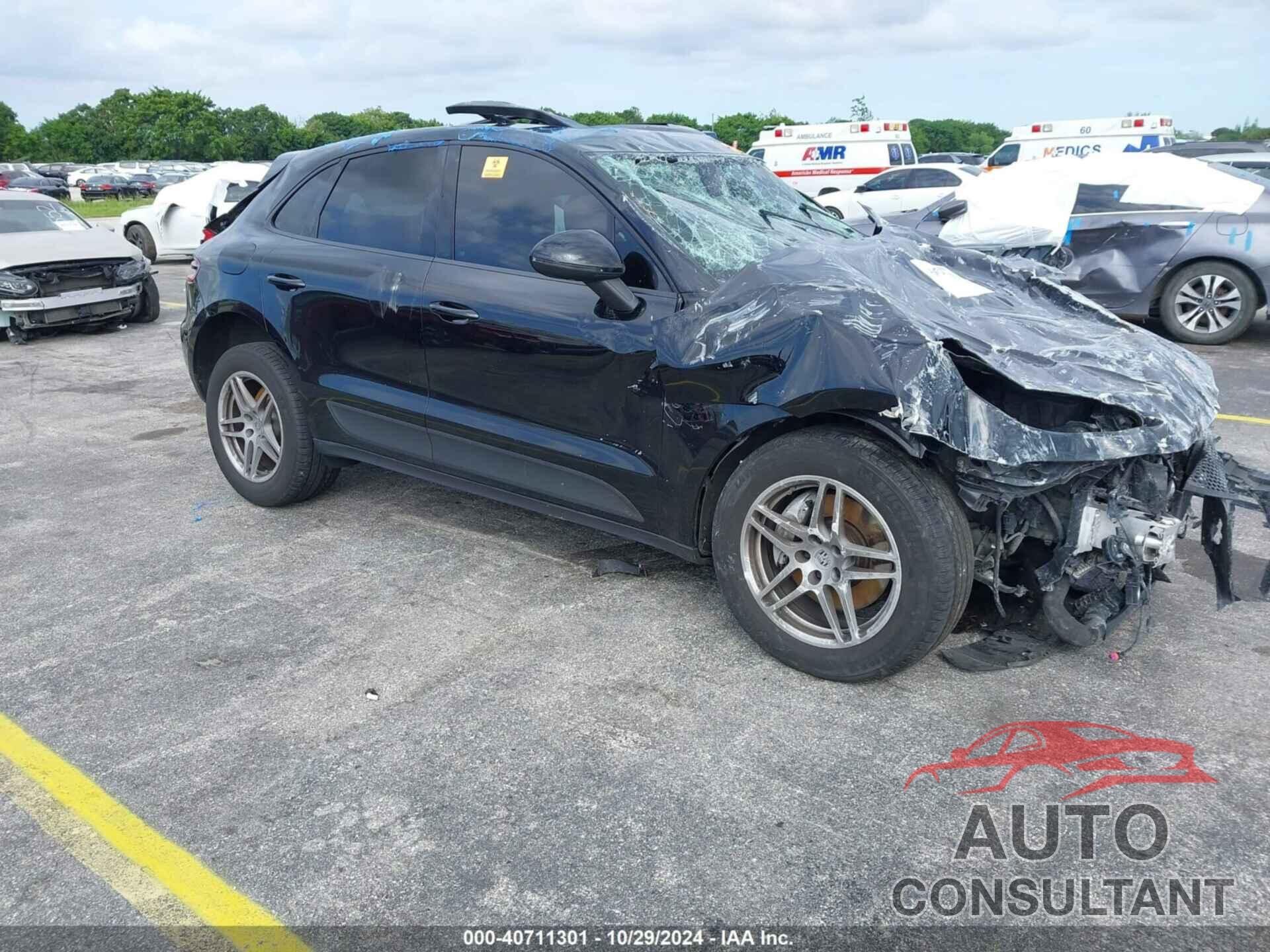 PORSCHE MACAN 2018 - WP1AA2A51JLB18760