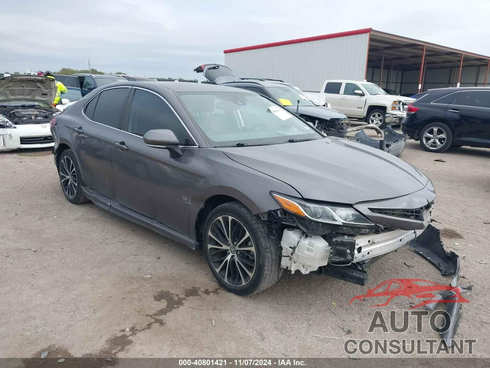 TOYOTA CAMRY 2019 - 4T1B11HK3KU216465