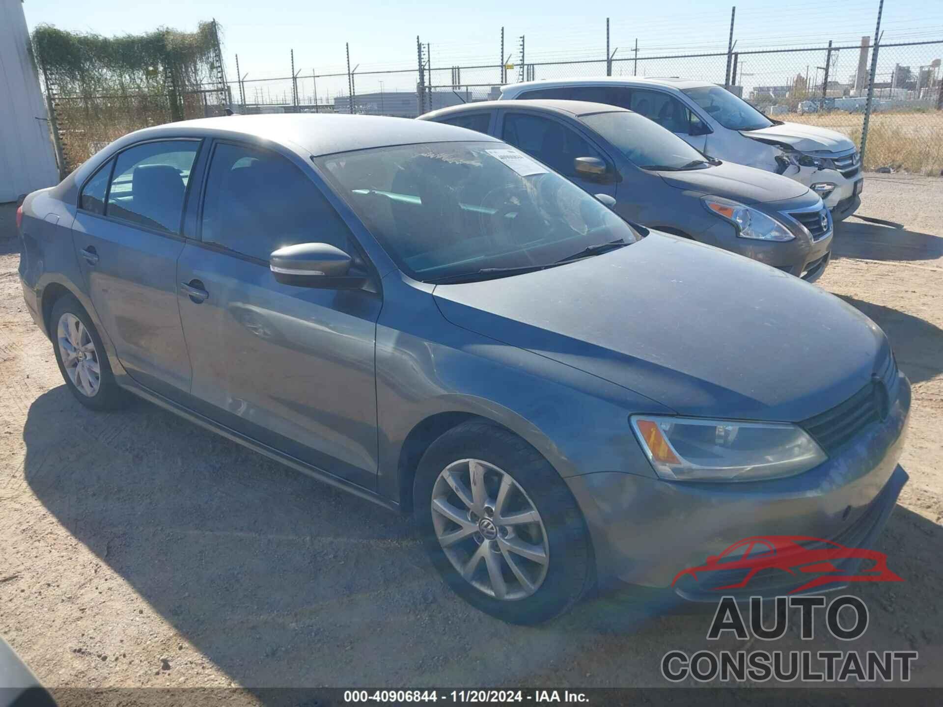 VOLKSWAGEN JETTA 2011 - 3VWDZ7AJ9BM315299