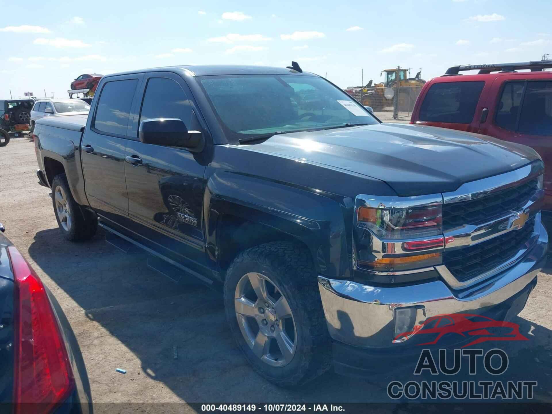 CHEVROLET SILVERADO 1500 2018 - 3GCUKREC5JG271622