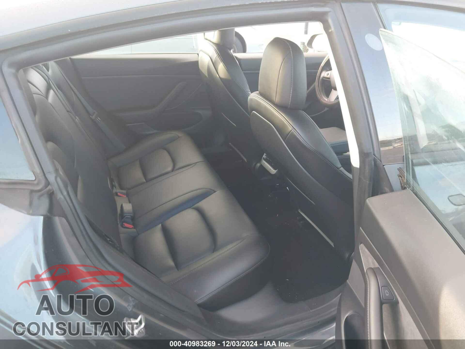 TESLA MODEL 3 2021 - 5YJ3E1EA3MF850301