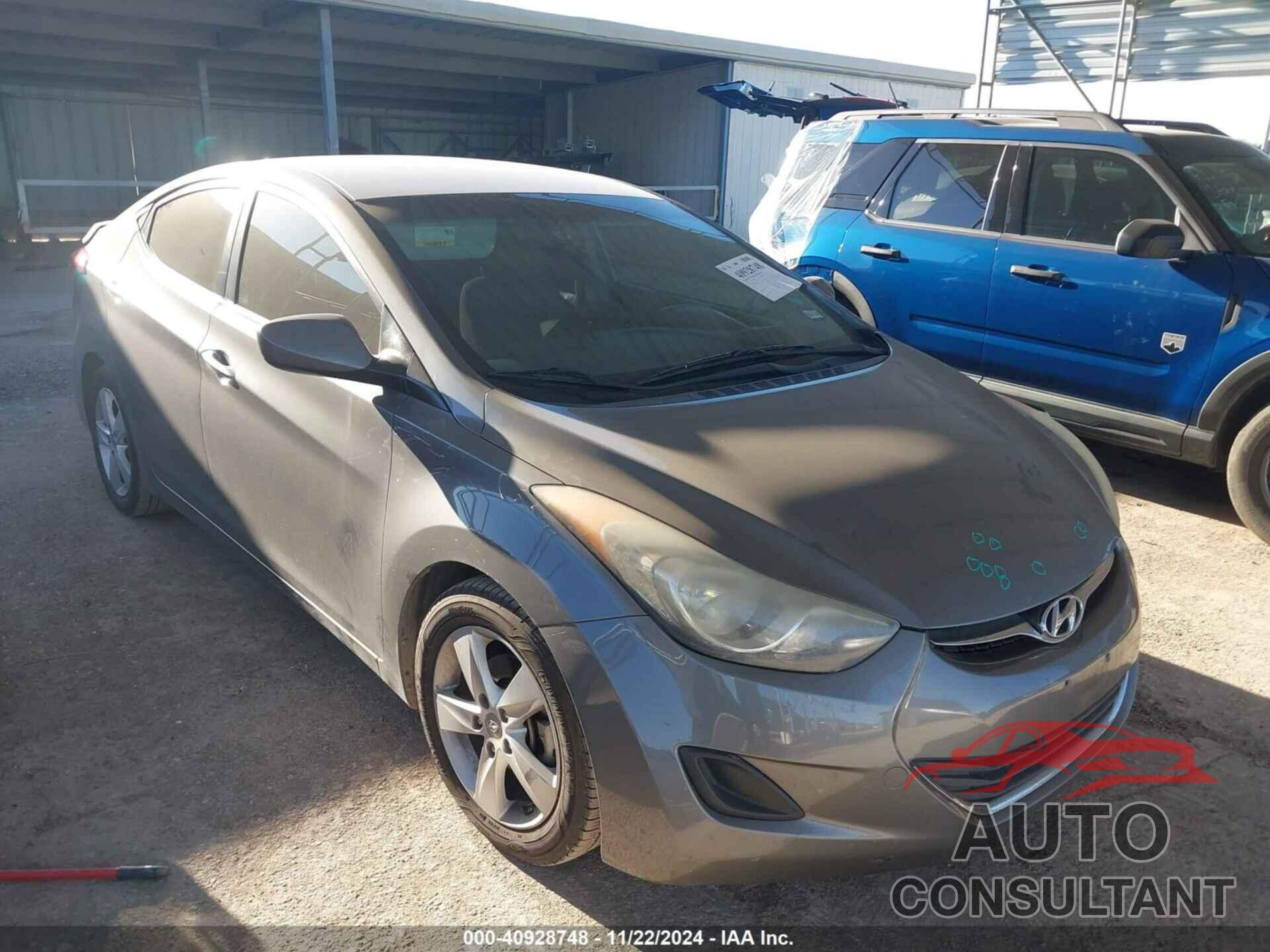 HYUNDAI ELANTRA 2013 - 5NPDH4AE8DH342137