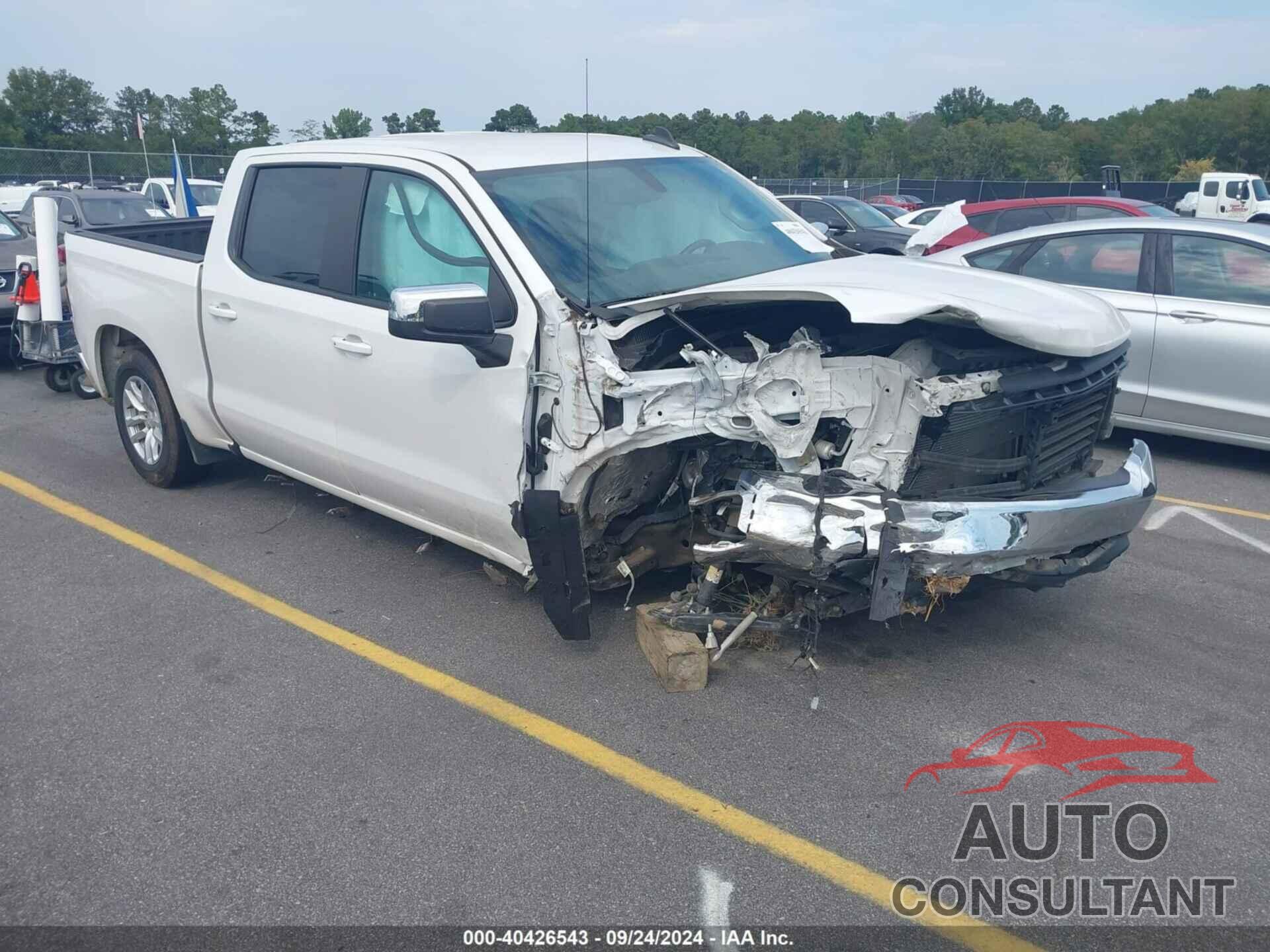 CHEVROLET SILVERADO 1500 2020 - 1GCPWCEDXLZ110600