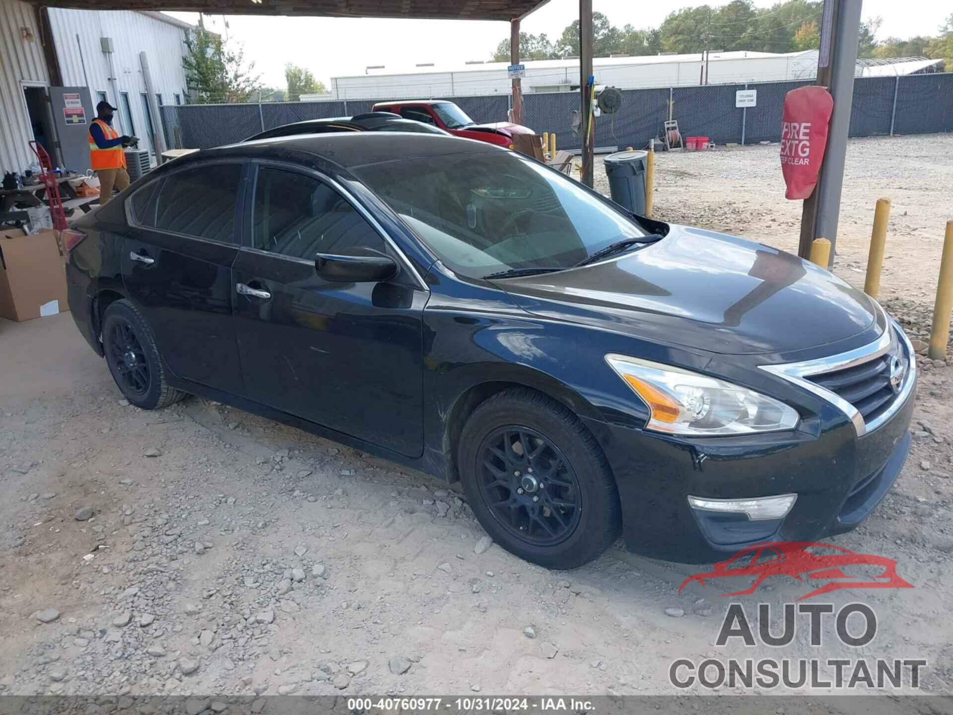 NISSAN ALTIMA 2015 - 1N4AL3AP0FN886072