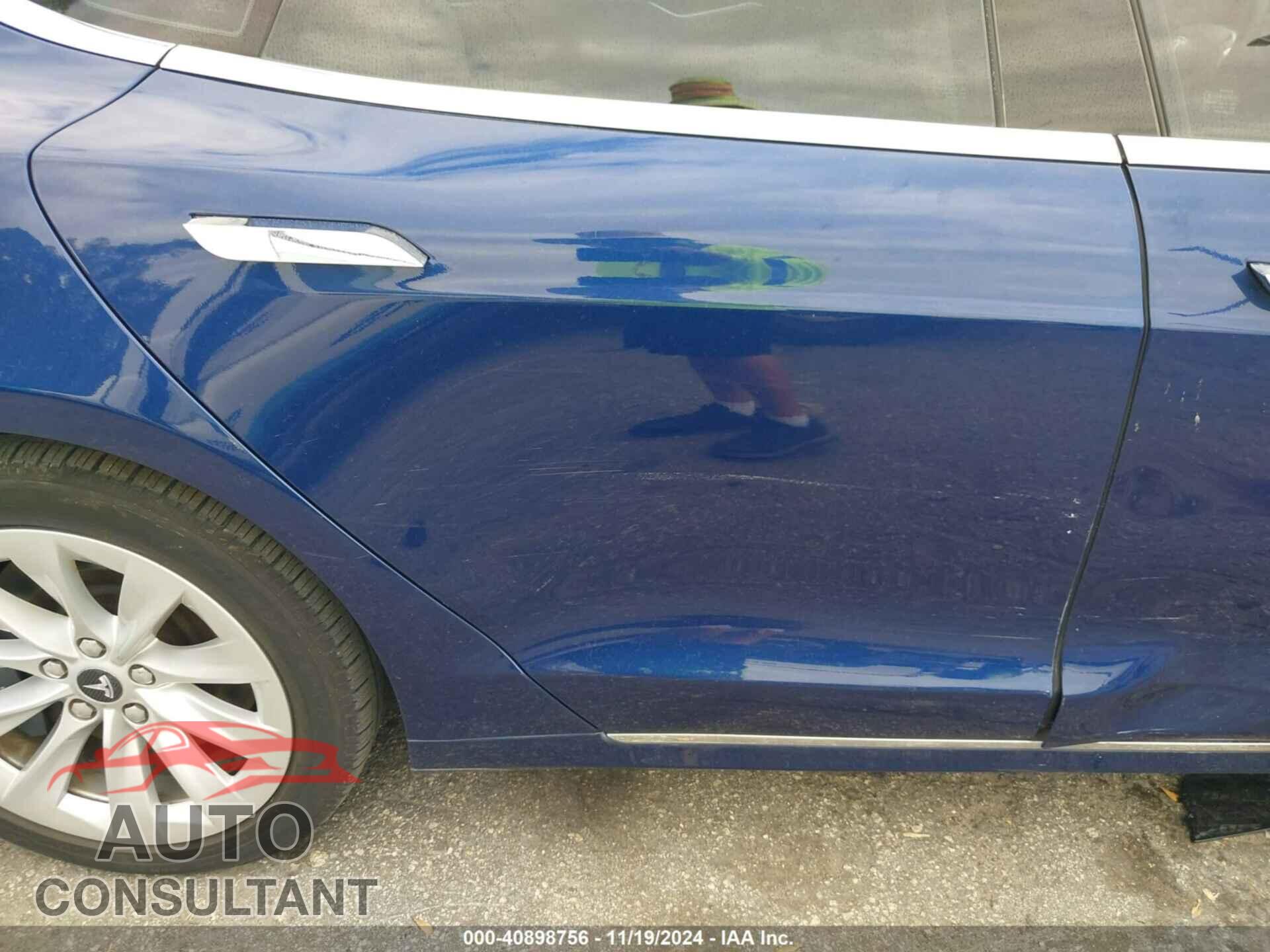 TESLA MODEL S 2017 - 5YJSA1E11HF209385