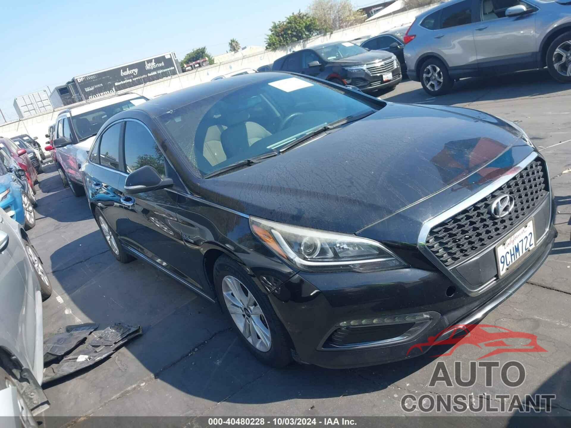 HYUNDAI SONATA HYBRID 2017 - KMHE24L34HA061186