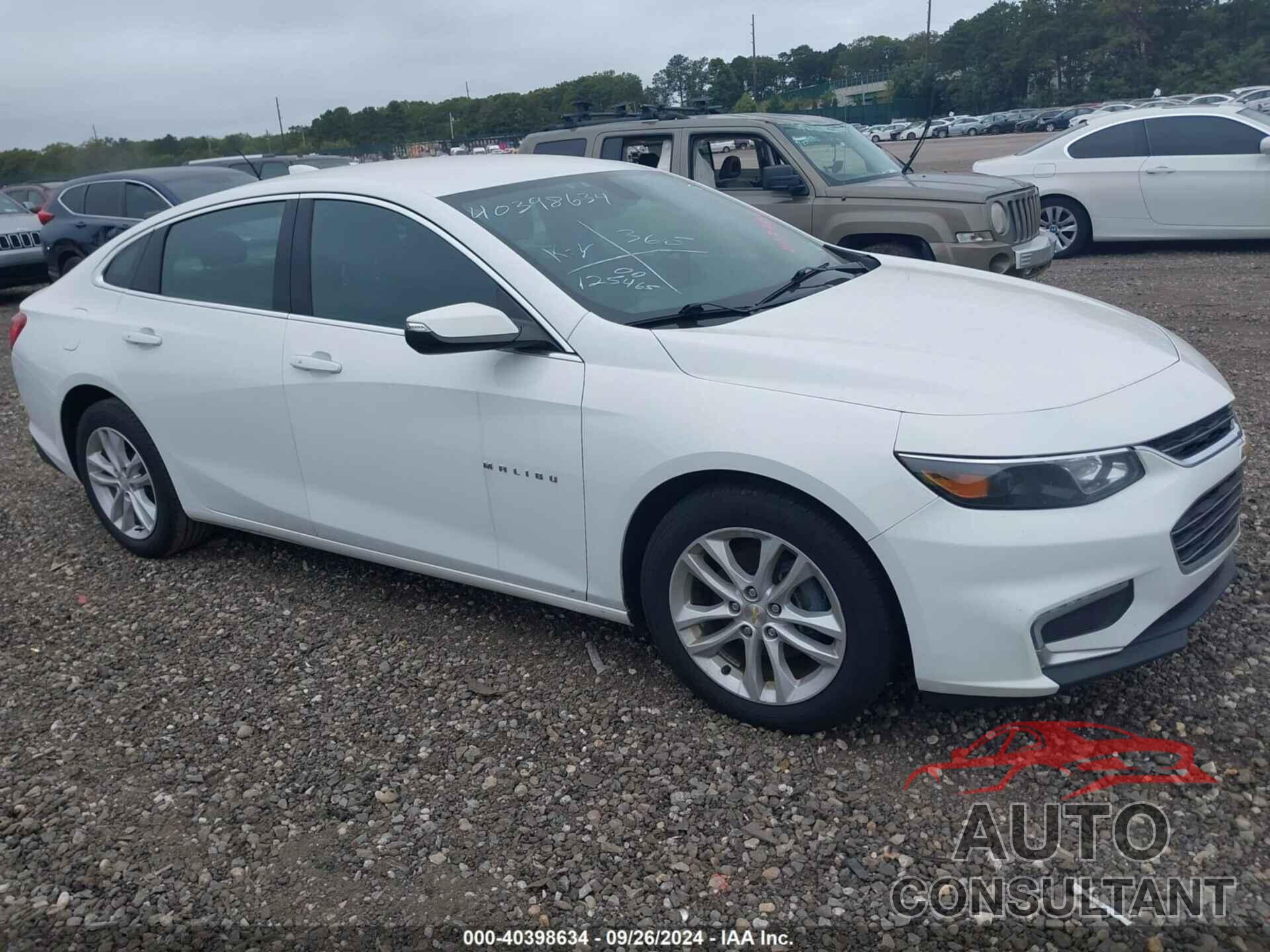 CHEVROLET MALIBU 2018 - 1G1ZD5ST8JF186927