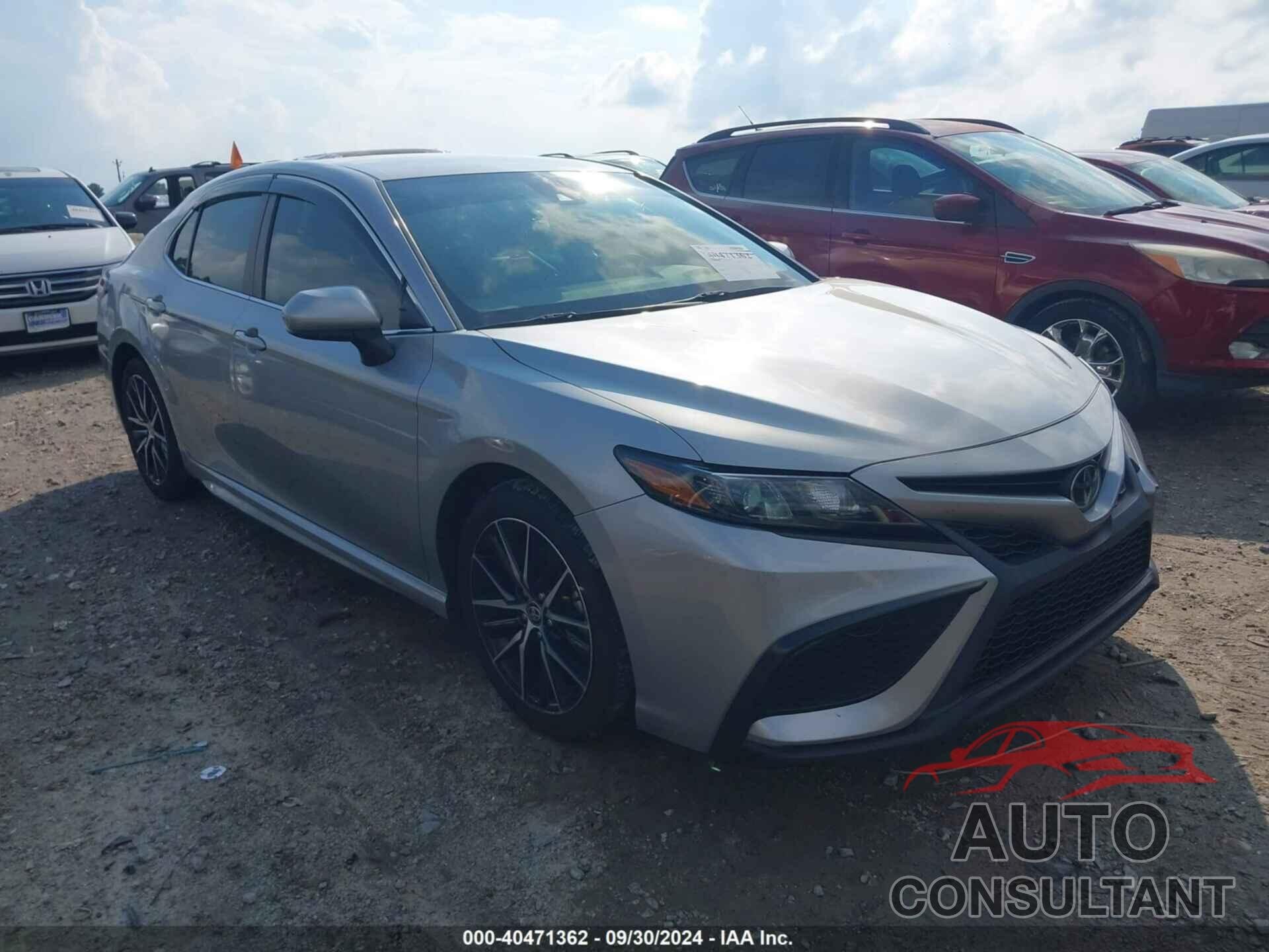 TOYOTA CAMRY 2021 - 4T1G11AK4MU411090