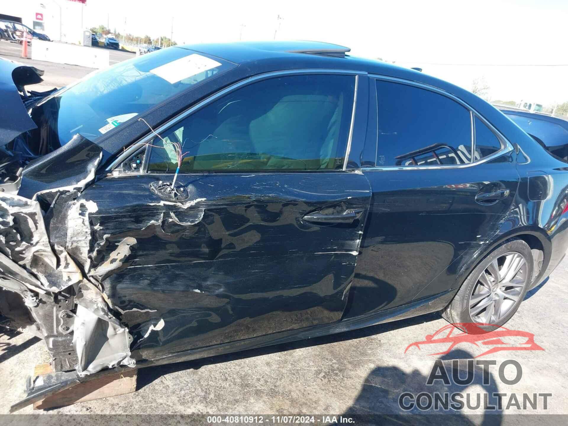 LEXUS IS 300 2019 - JTHBA1D23K5099666