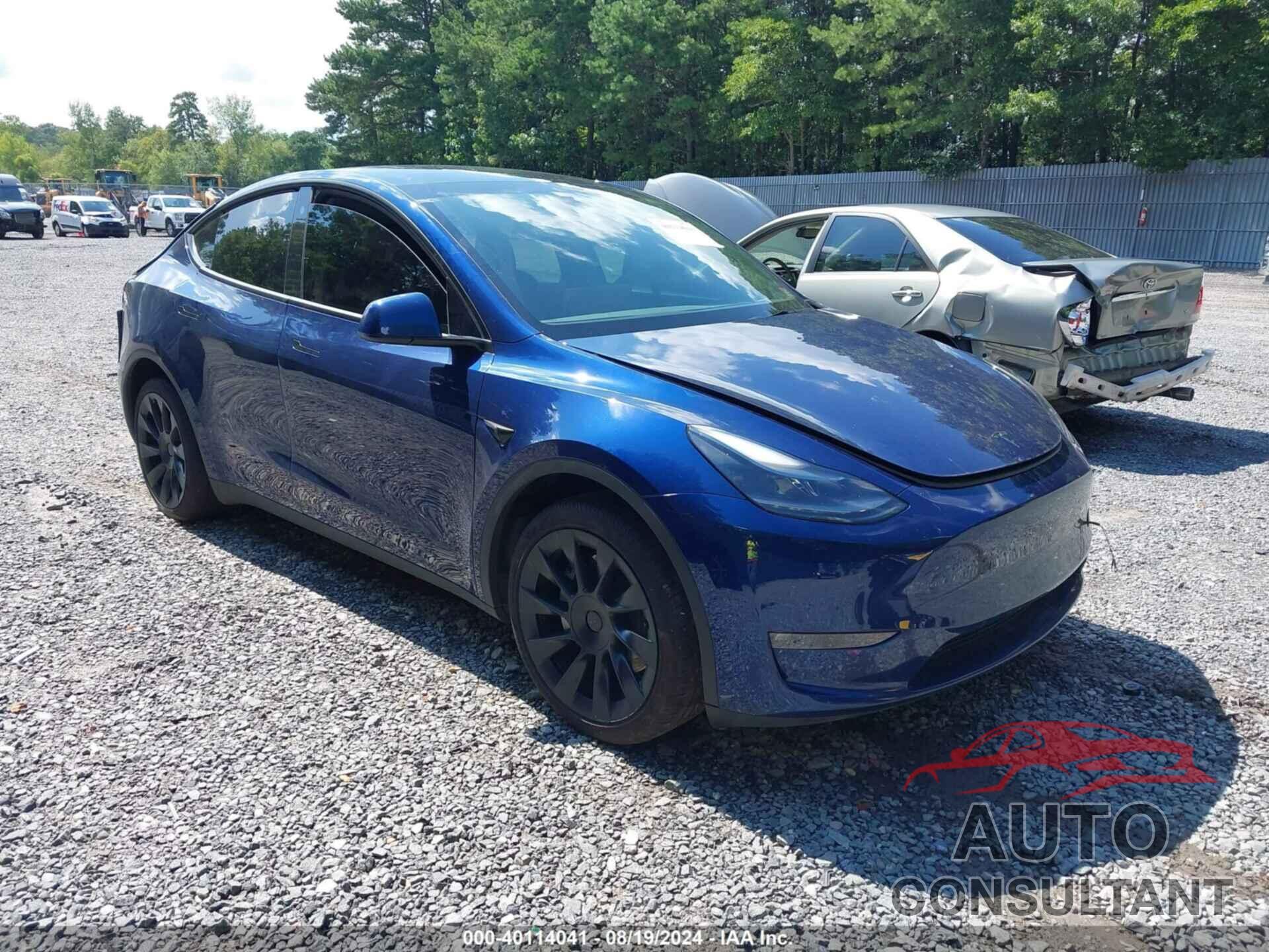 TESLA MODEL Y 2023 - 7SAYGDEE2PF606957