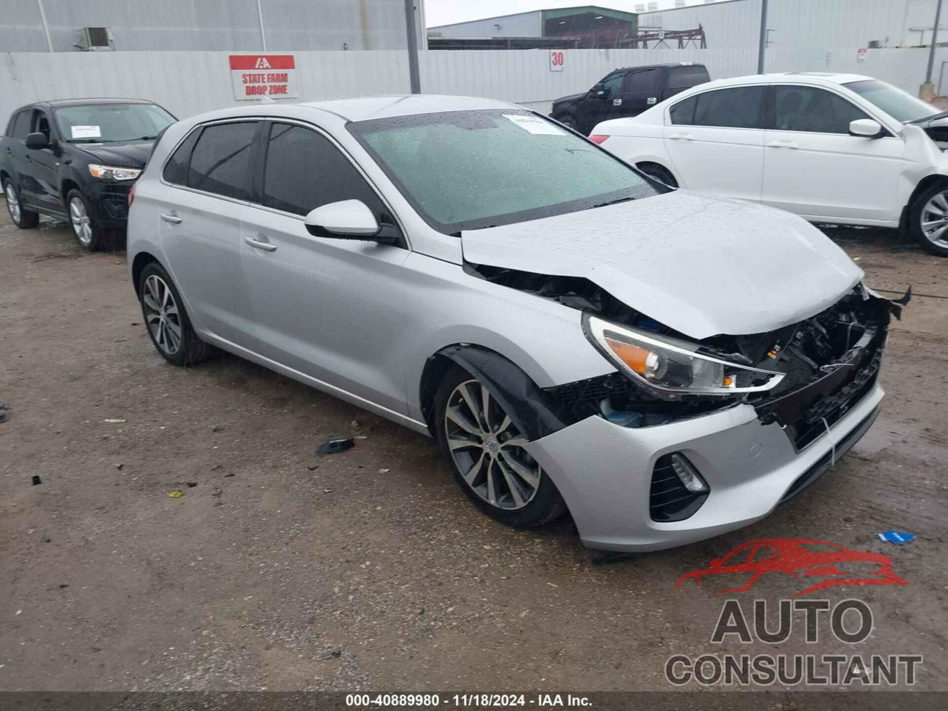 HYUNDAI ELANTRA GT 2018 - KMHH35LE9JU062050