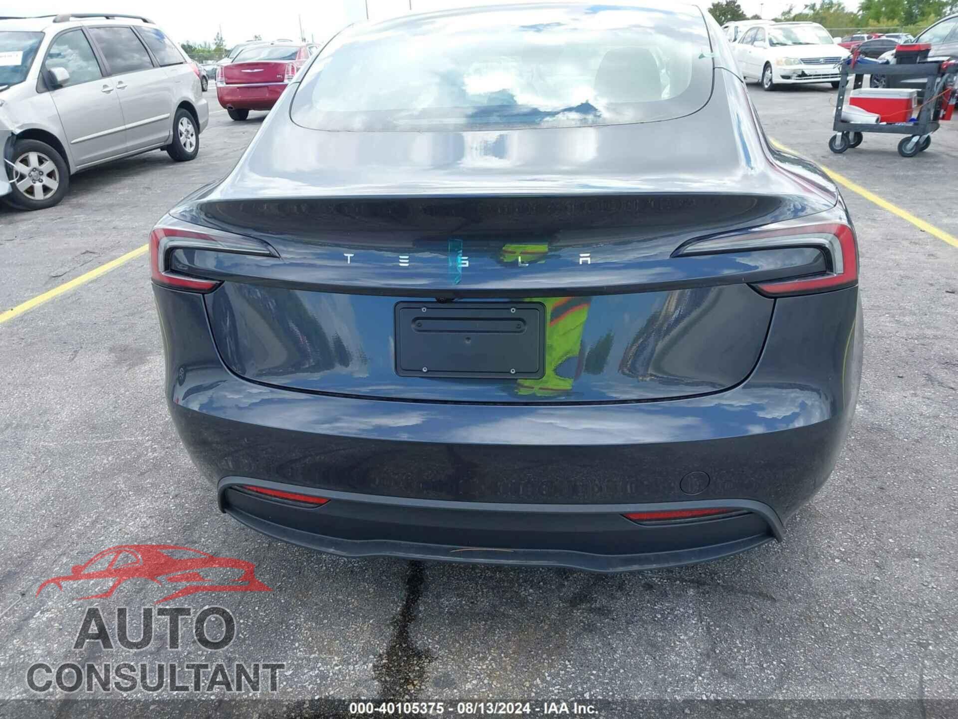 TESLA MODEL 3 2024 - 5YJ3E1EA0RF742466