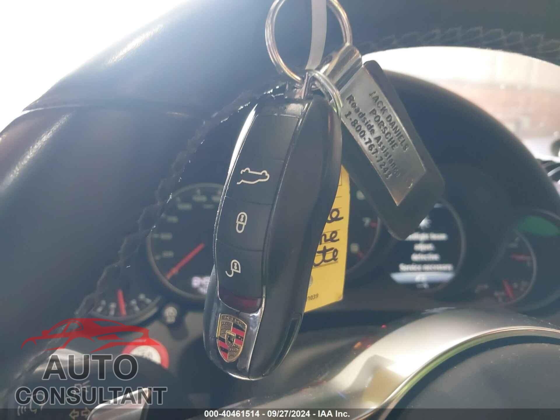 PORSCHE CAYENNE 2017 - WP1AA2A24HKA84125