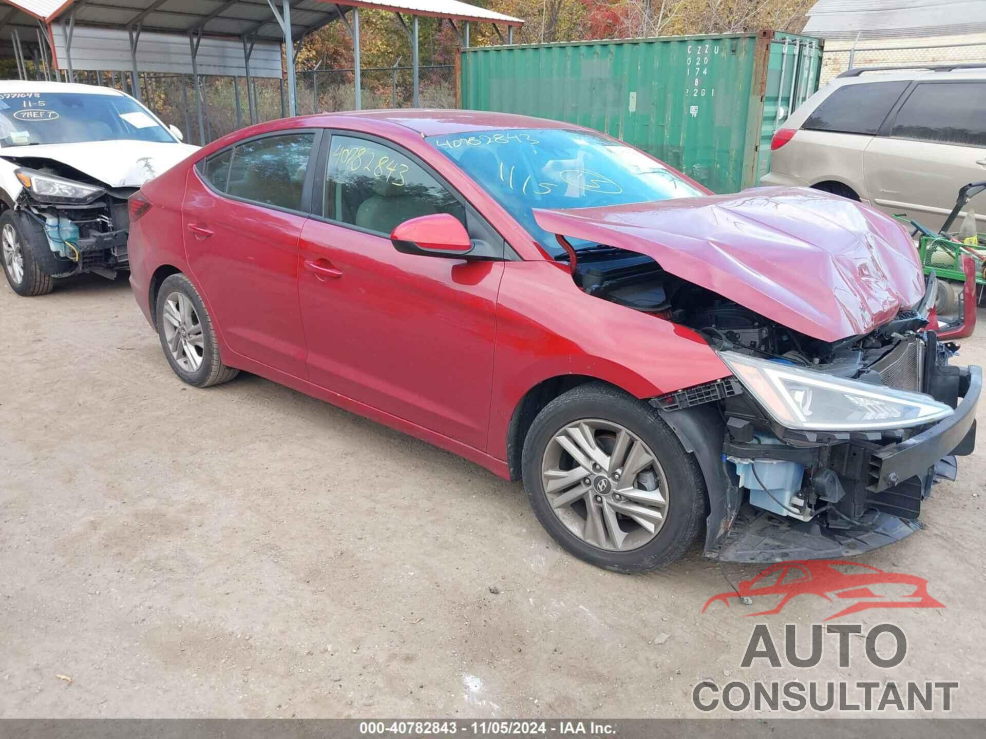 HYUNDAI ELANTRA 2019 - KMHD84LF3KU744569