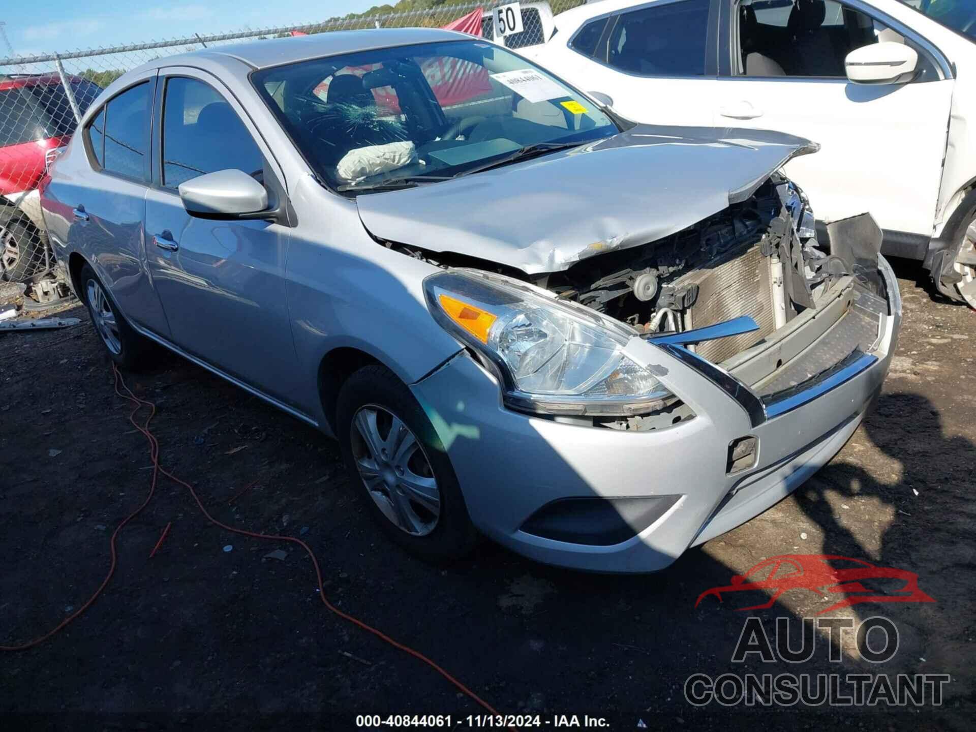 NISSAN VERSA 2018 - 3N1CN7AP6JL844036