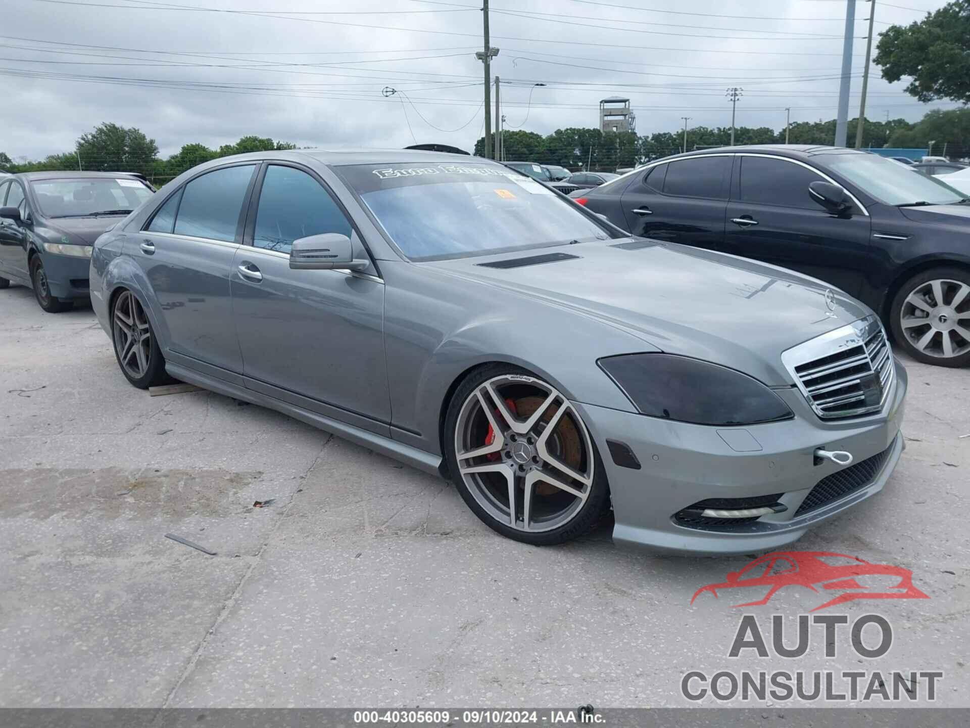 MERCEDES-BENZ S 550 2012 - WDDNG7DB0CA430170