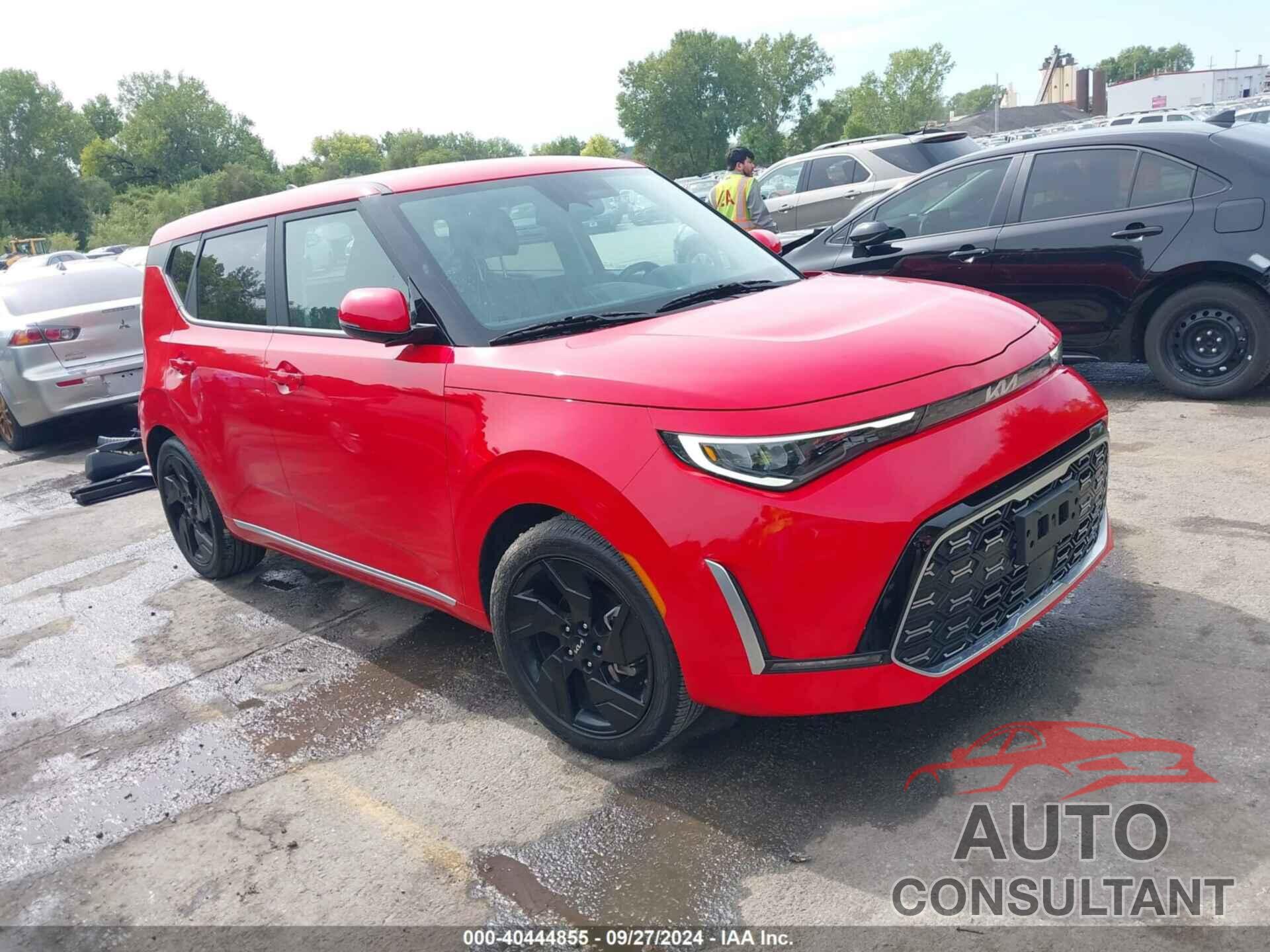 KIA SOUL 2023 - KNDJ53AU1P7211010