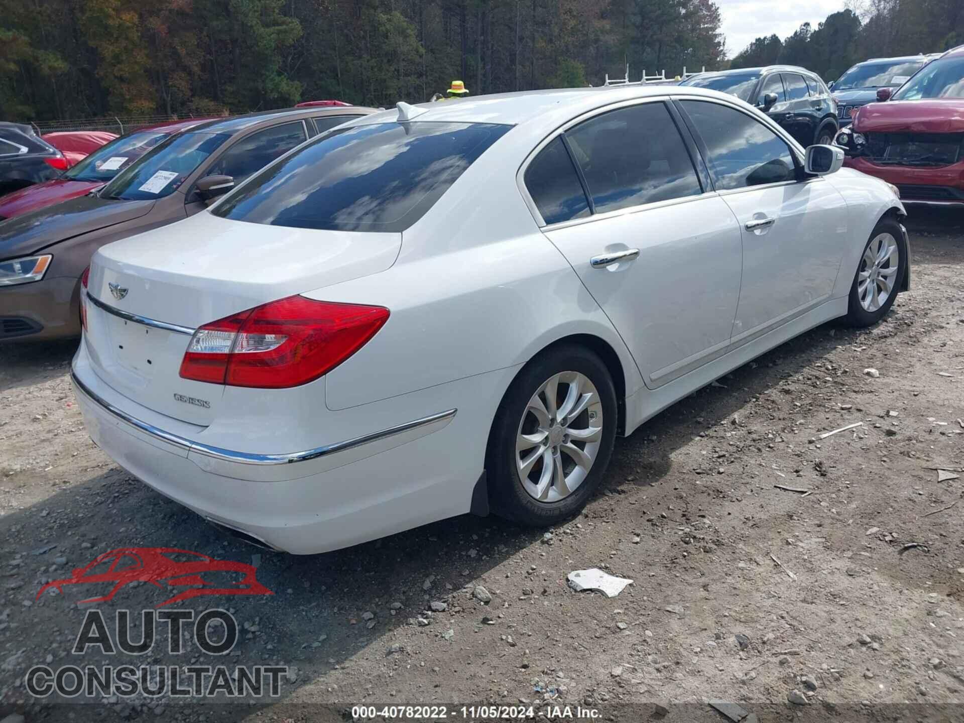 HYUNDAI GENESIS 2012 - KMHGC4DD3CU184479