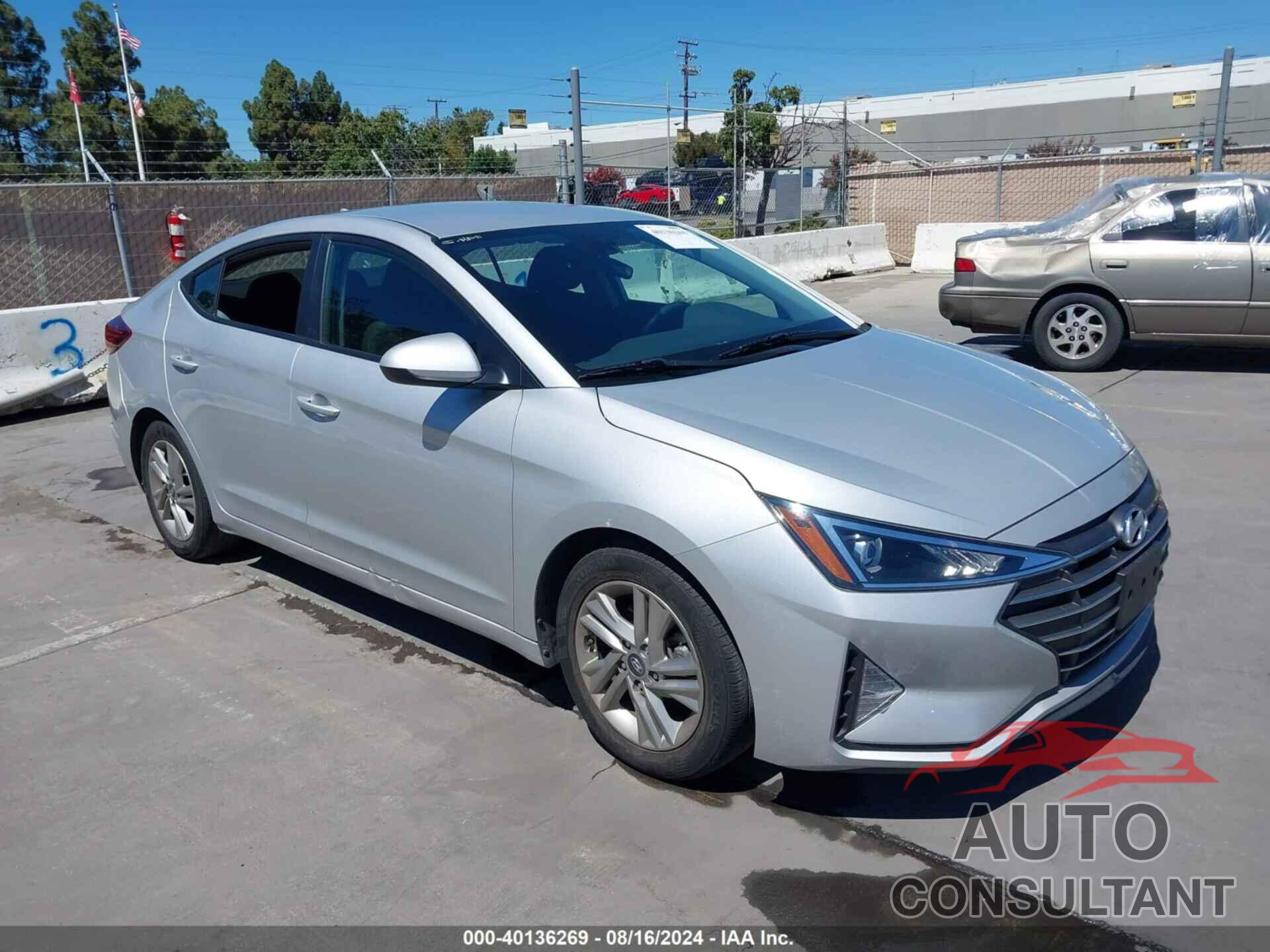 HYUNDAI ELANTRA 2020 - 5NPD84LF2LH512254