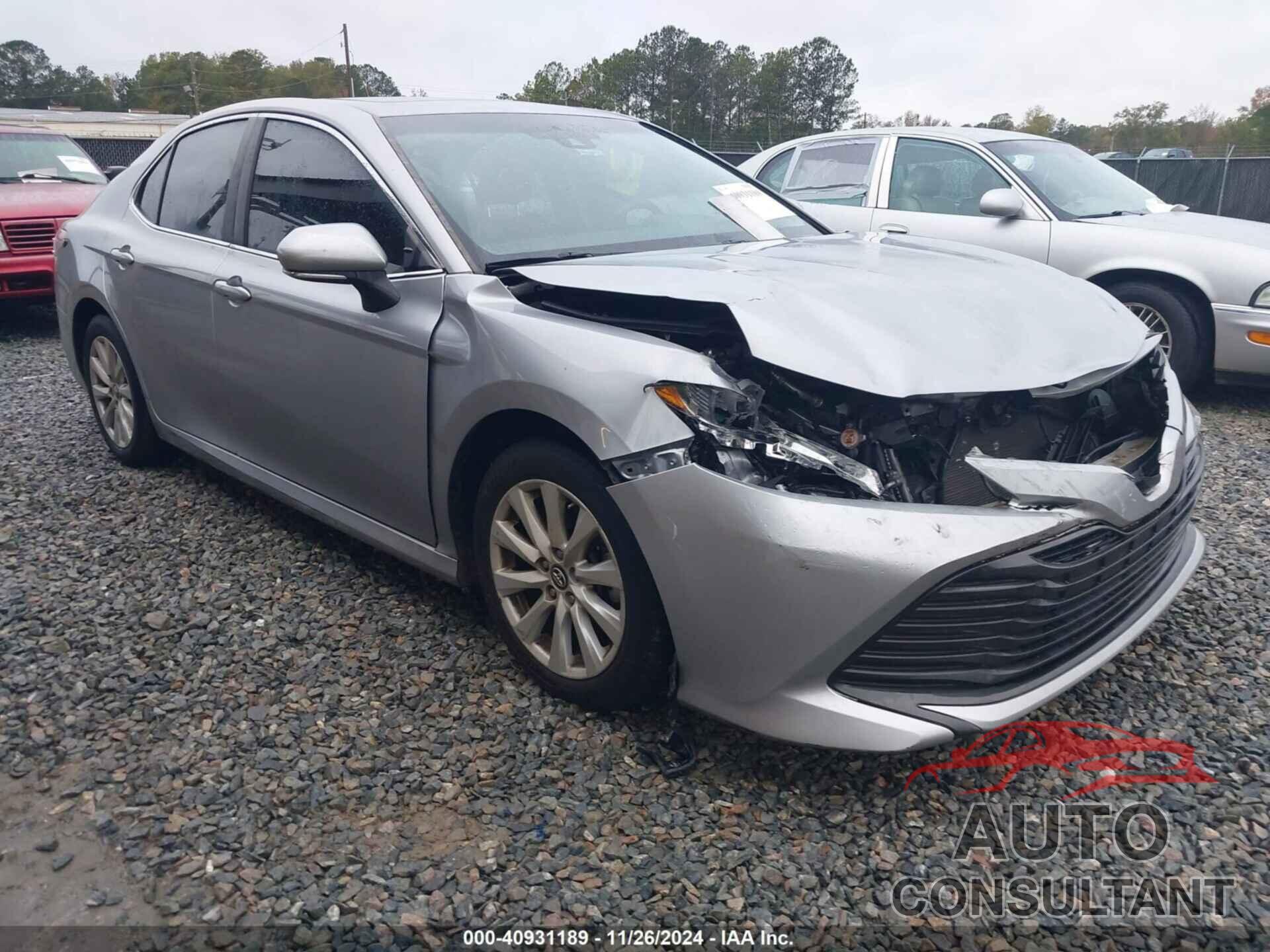 TOYOTA CAMRY 2018 - 4T1B11HK5JU676693